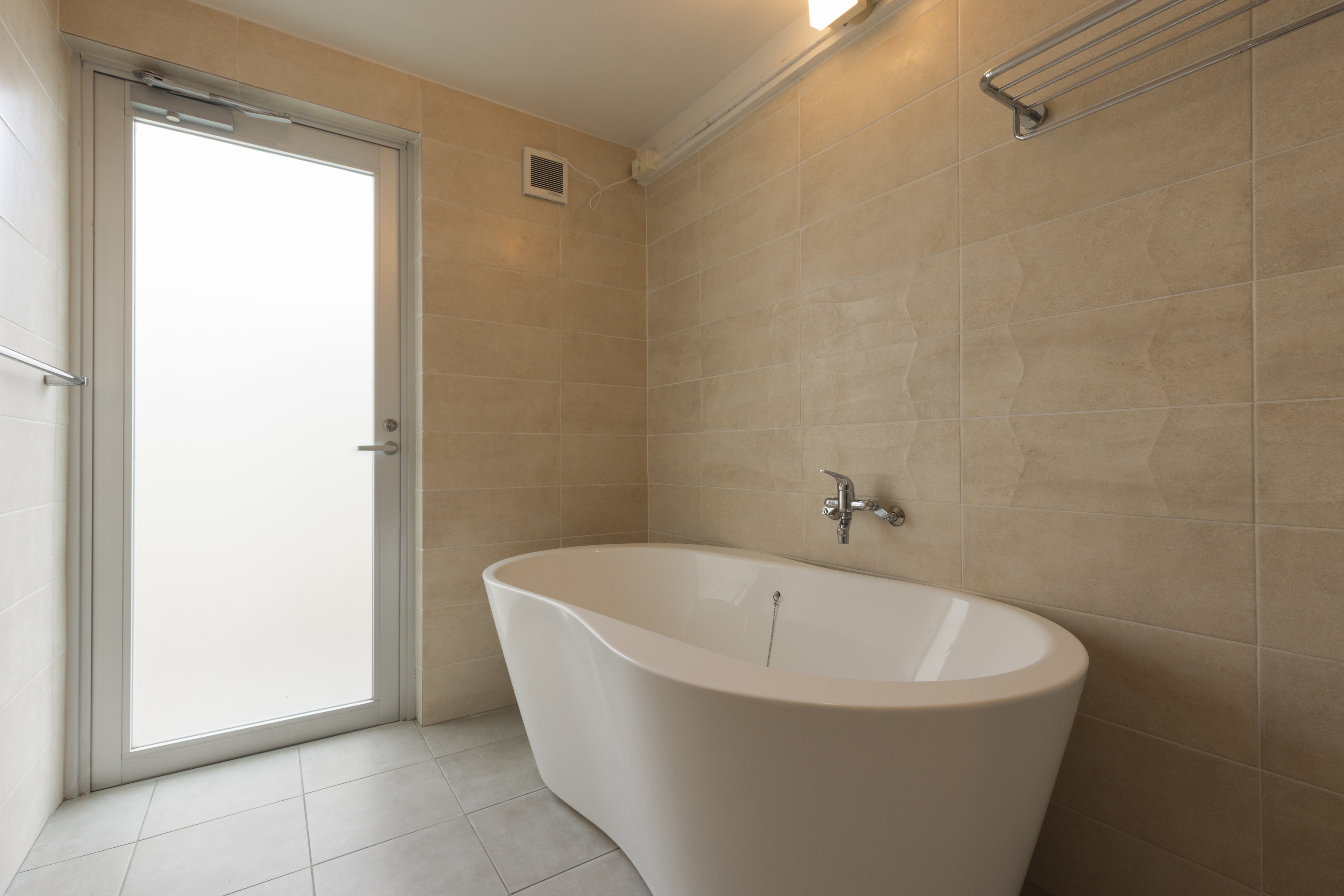 Bathroom (separate)