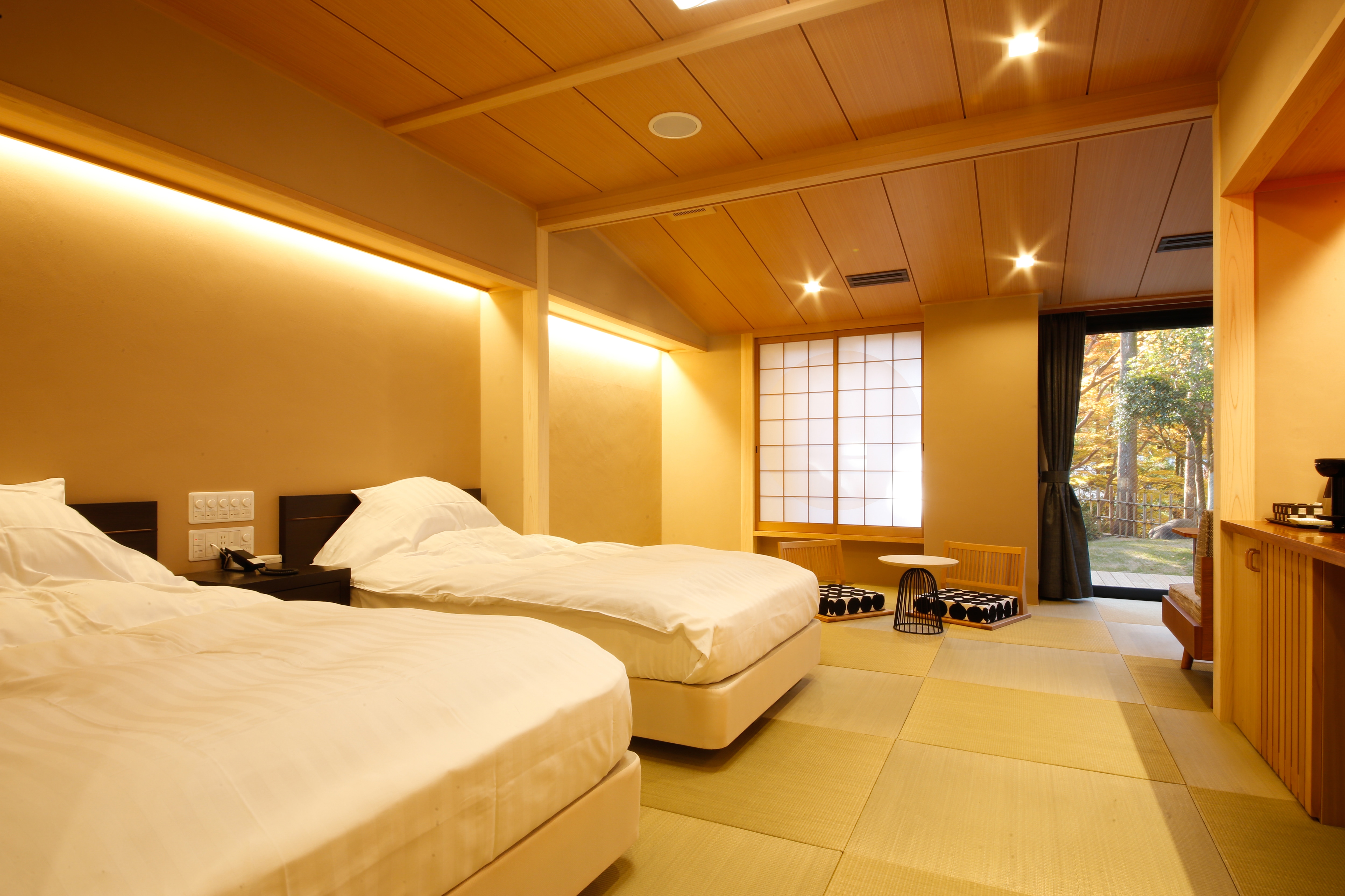 [Tsuzumi Sakura] Guest room with hot spring