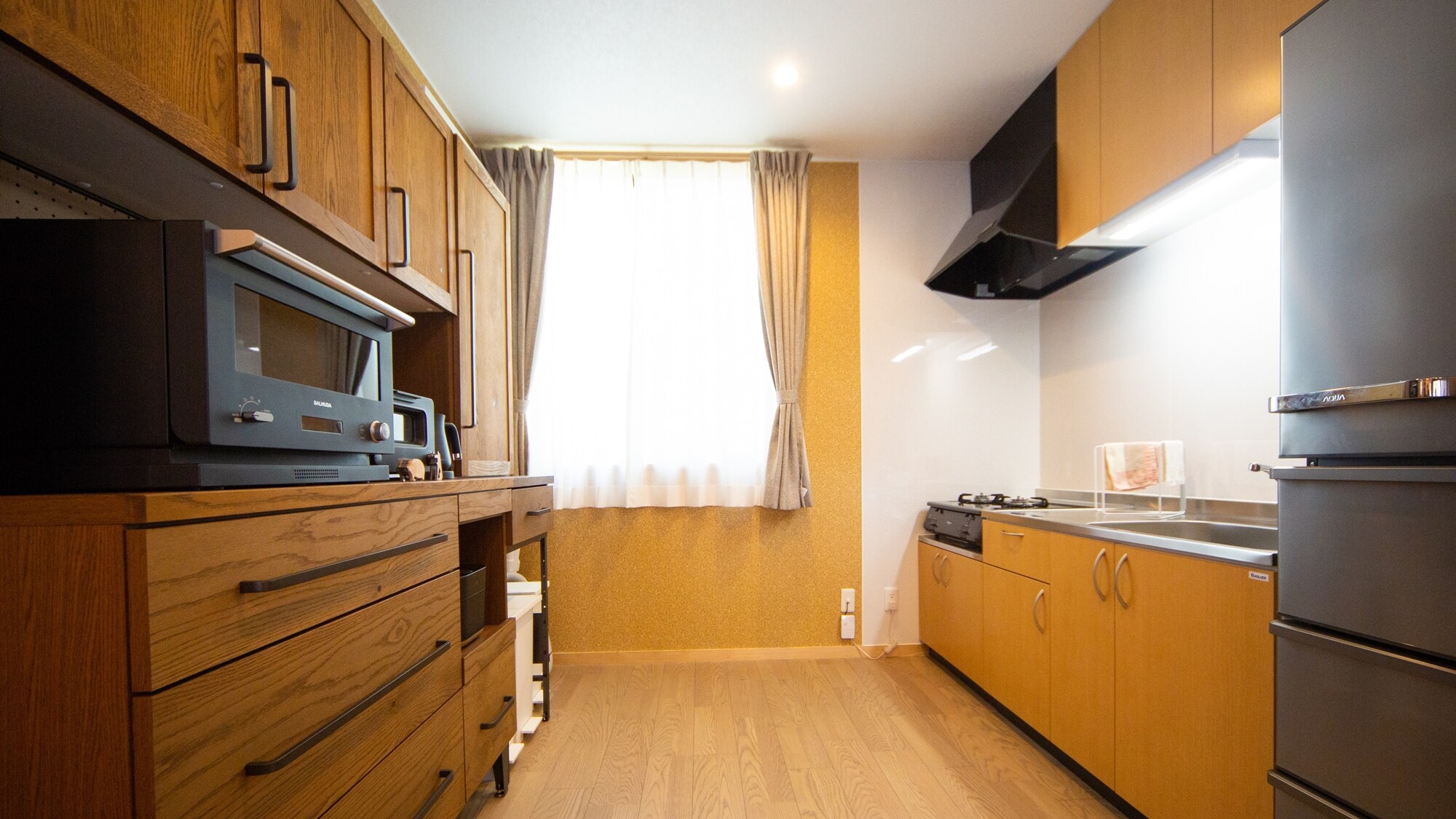 * [Grand Cabin] 厨房配备配件和炊具。您还可以与家人和朋友一起享受烹饪的乐趣。