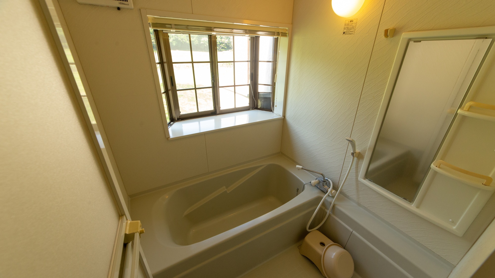 [Annex Twin Room (2F) Bathroom]