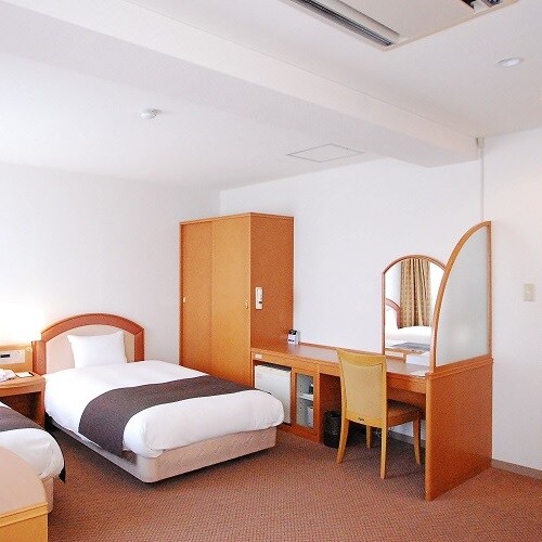 Twin (Simmons) Approximately 27 square meters Bed 110 cm / For doors