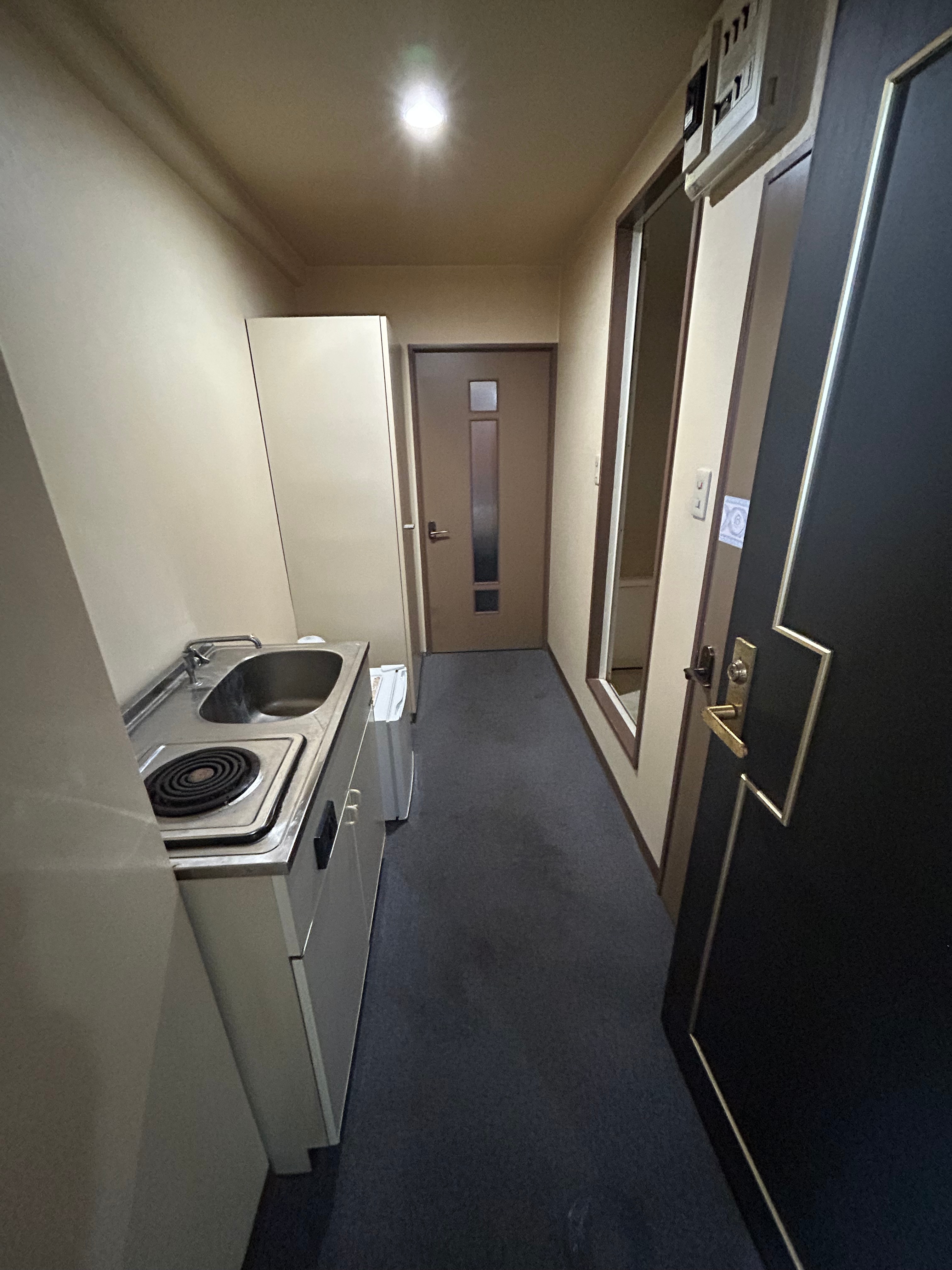 standard single entrance