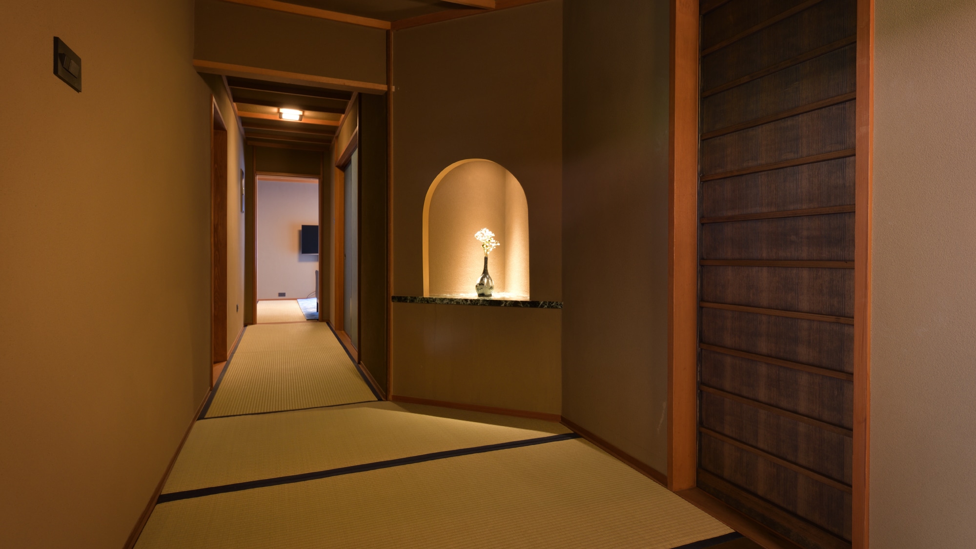 Japanese style room with open-air bath 【Kurama】