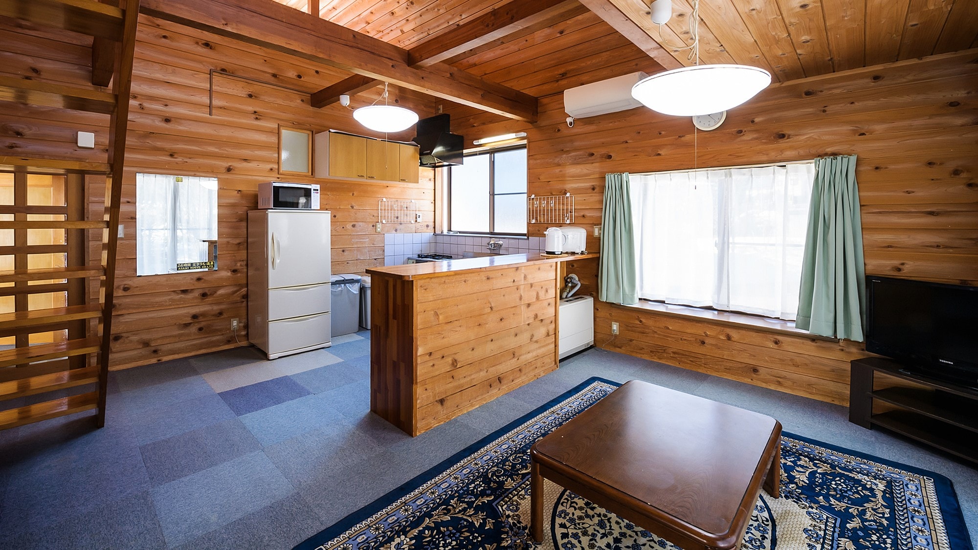 ・Log cottage interior C building