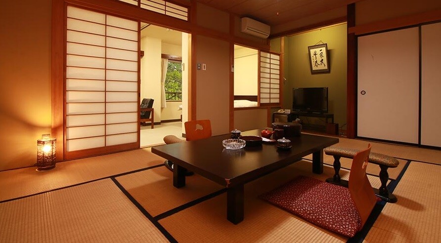 Kamar bergaya Jepang-Barat