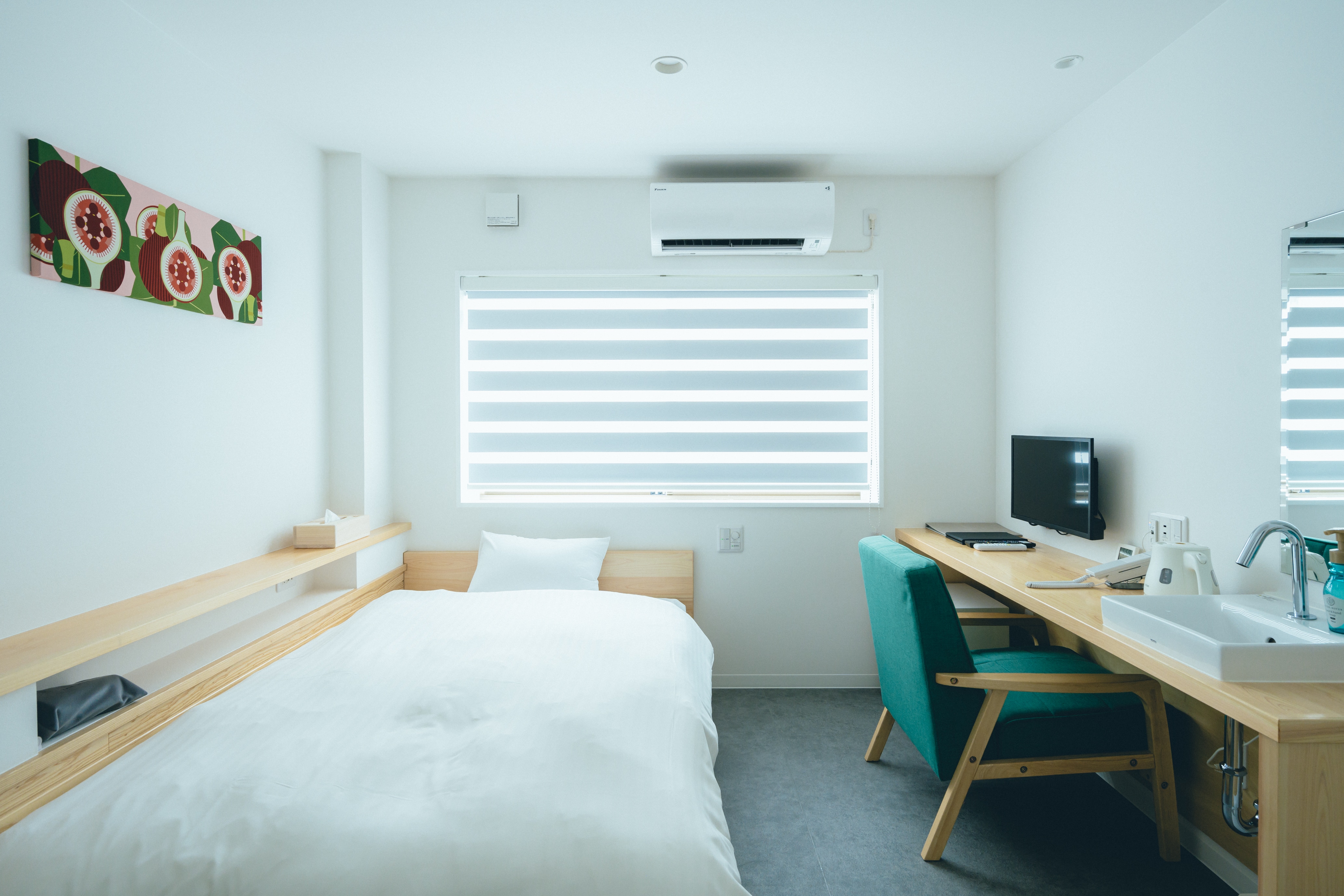 Kamar 1F A dengan toilet dan kamar mandi terpisah (tanpa bak mandi)