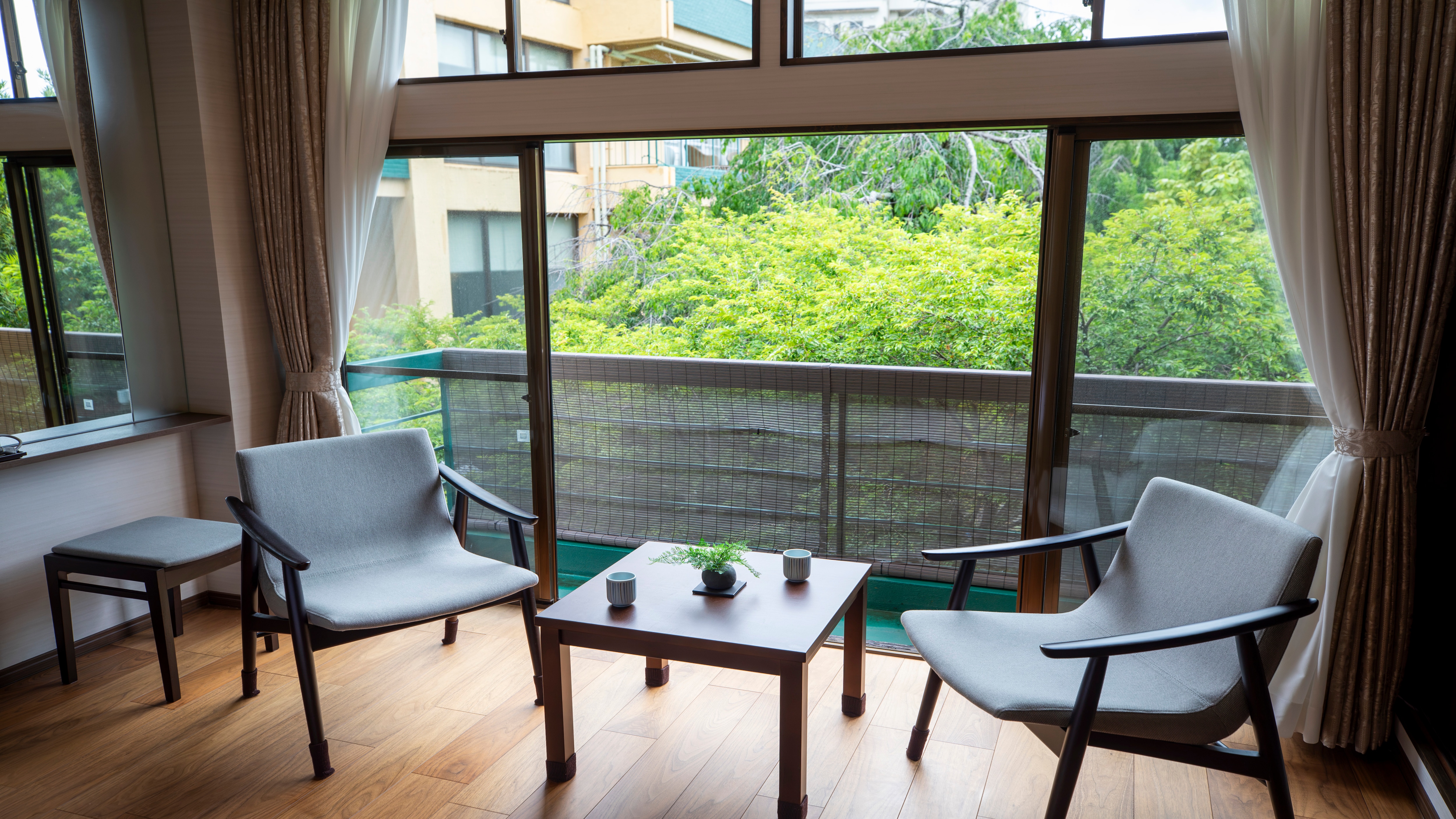 [Suite Room 2nd Floor - J] Western-style twin bedroom - 45㎡