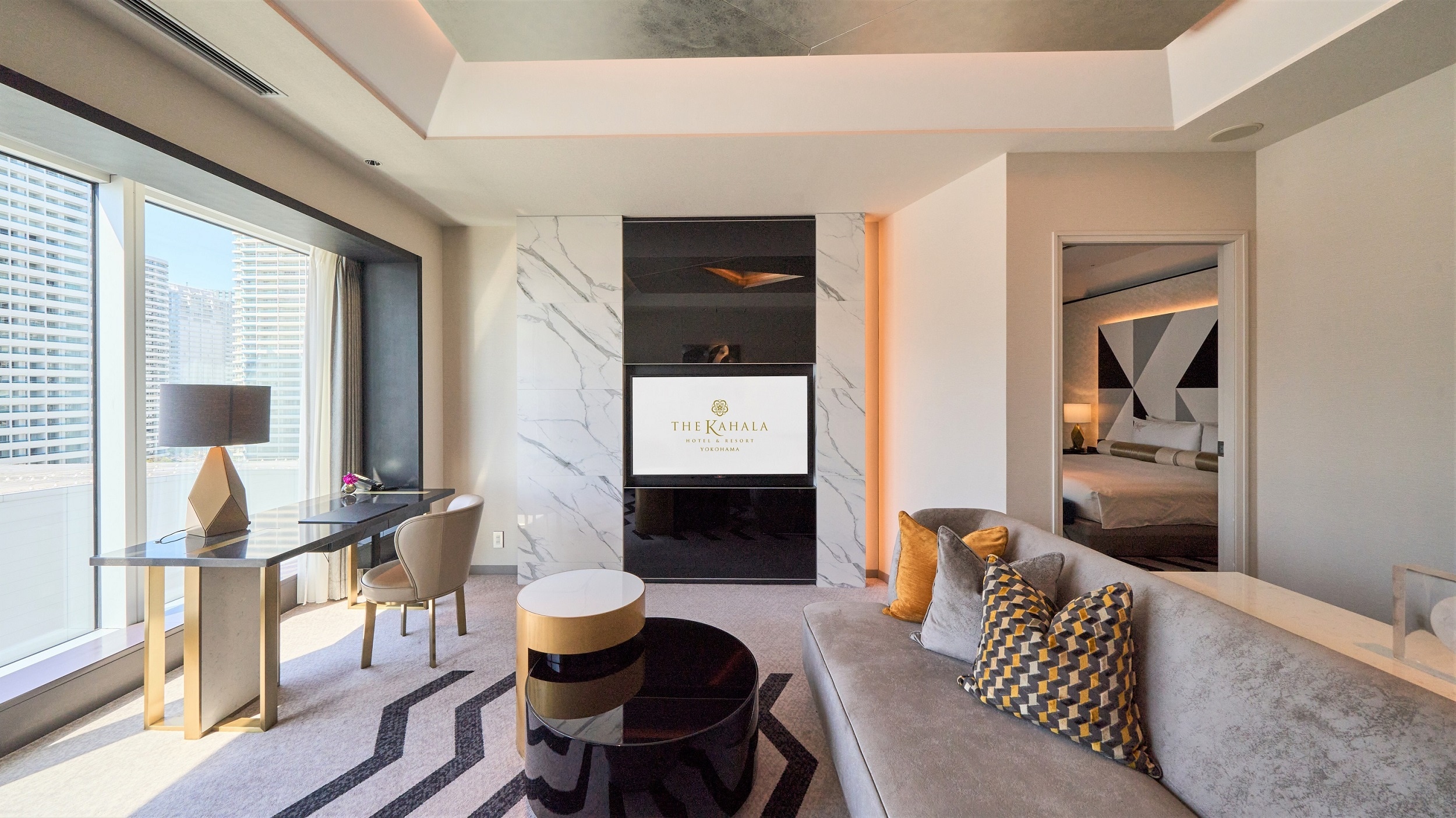 客廳(尊貴特大床套房)