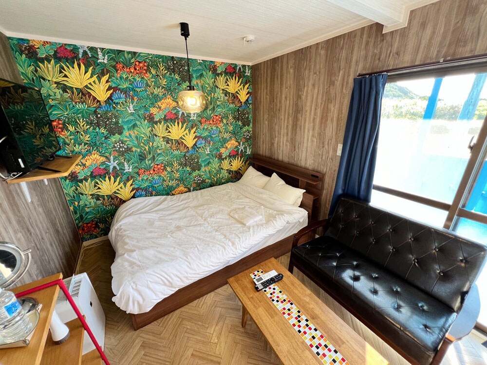 B type room