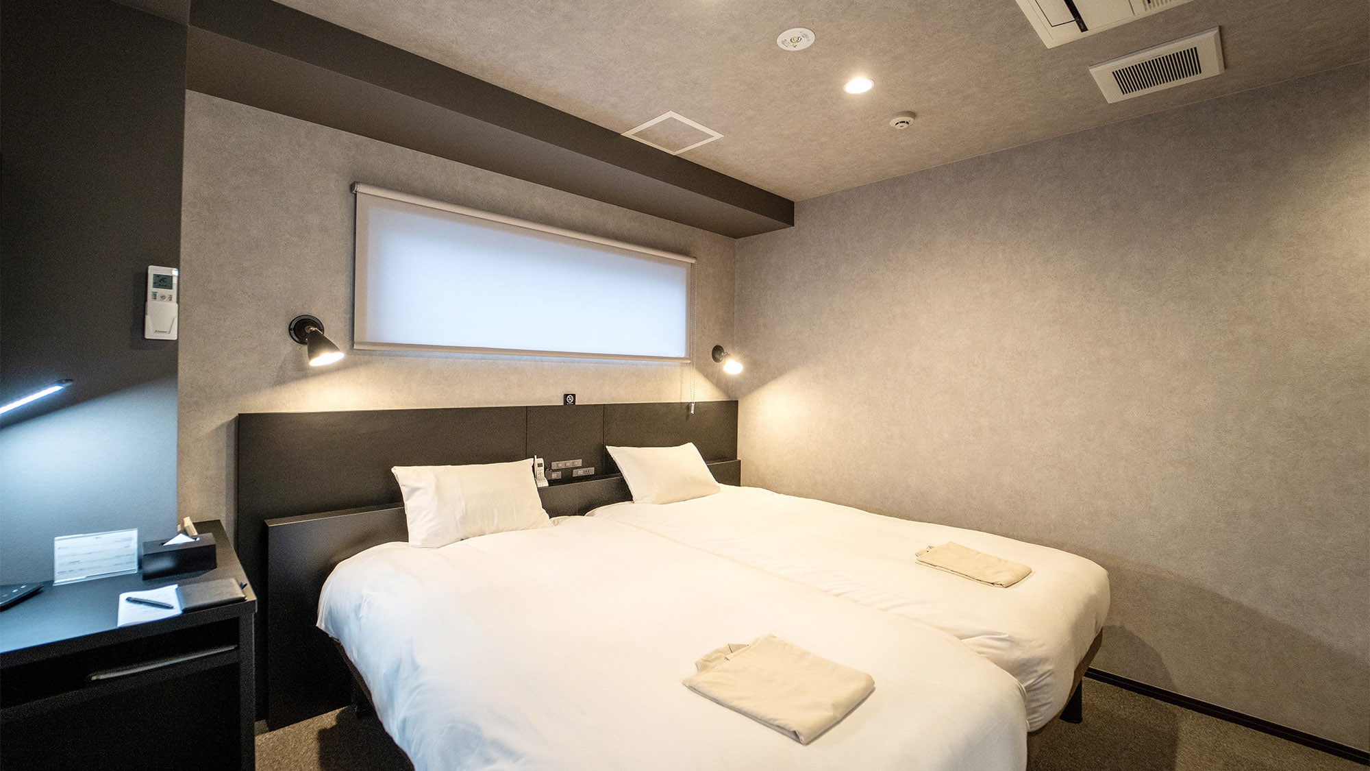 ・ Airweave is used for Hollywood twin rooms / beds.