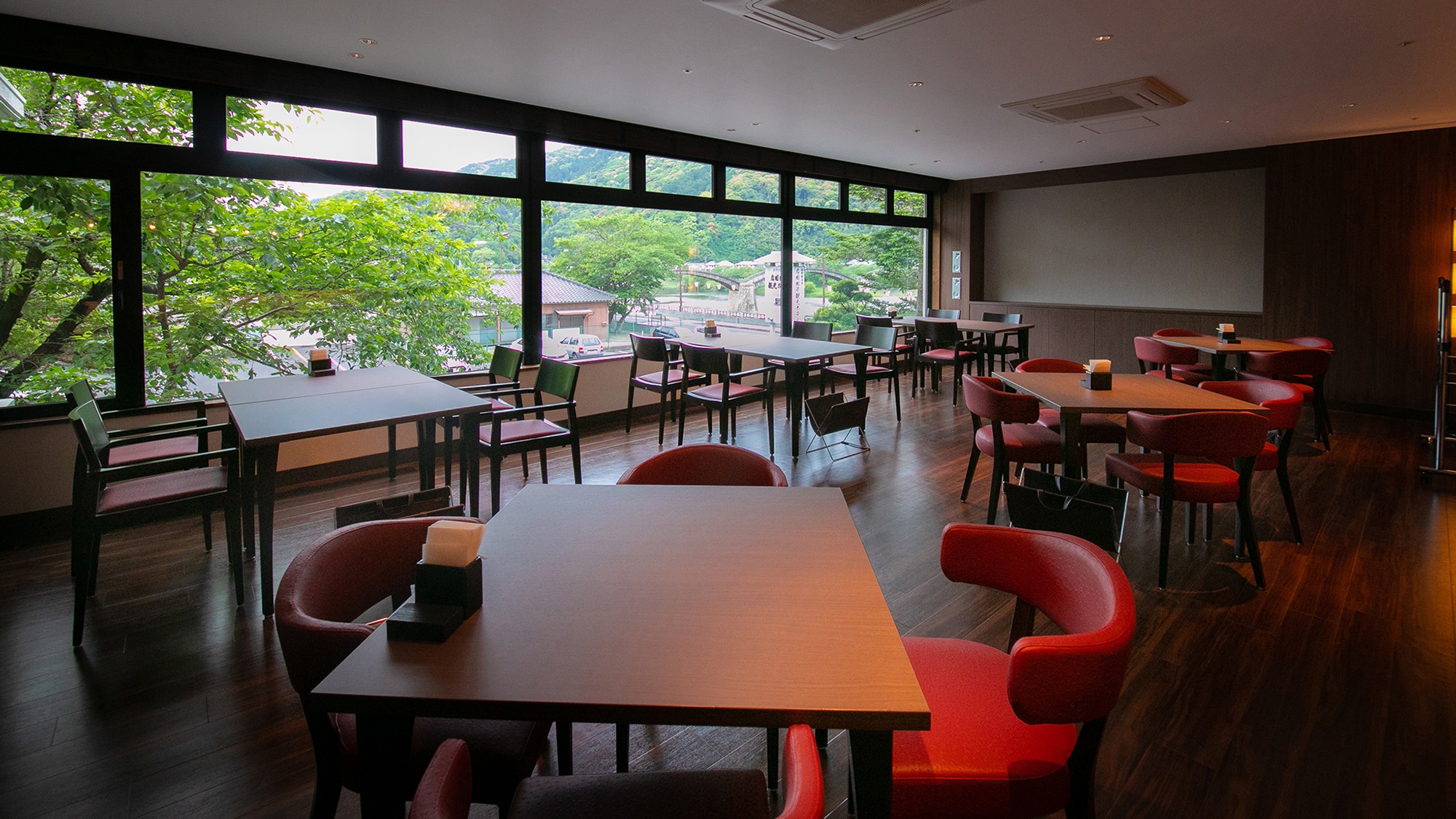 [Breakfast venue-Dining cherry blossoms-]