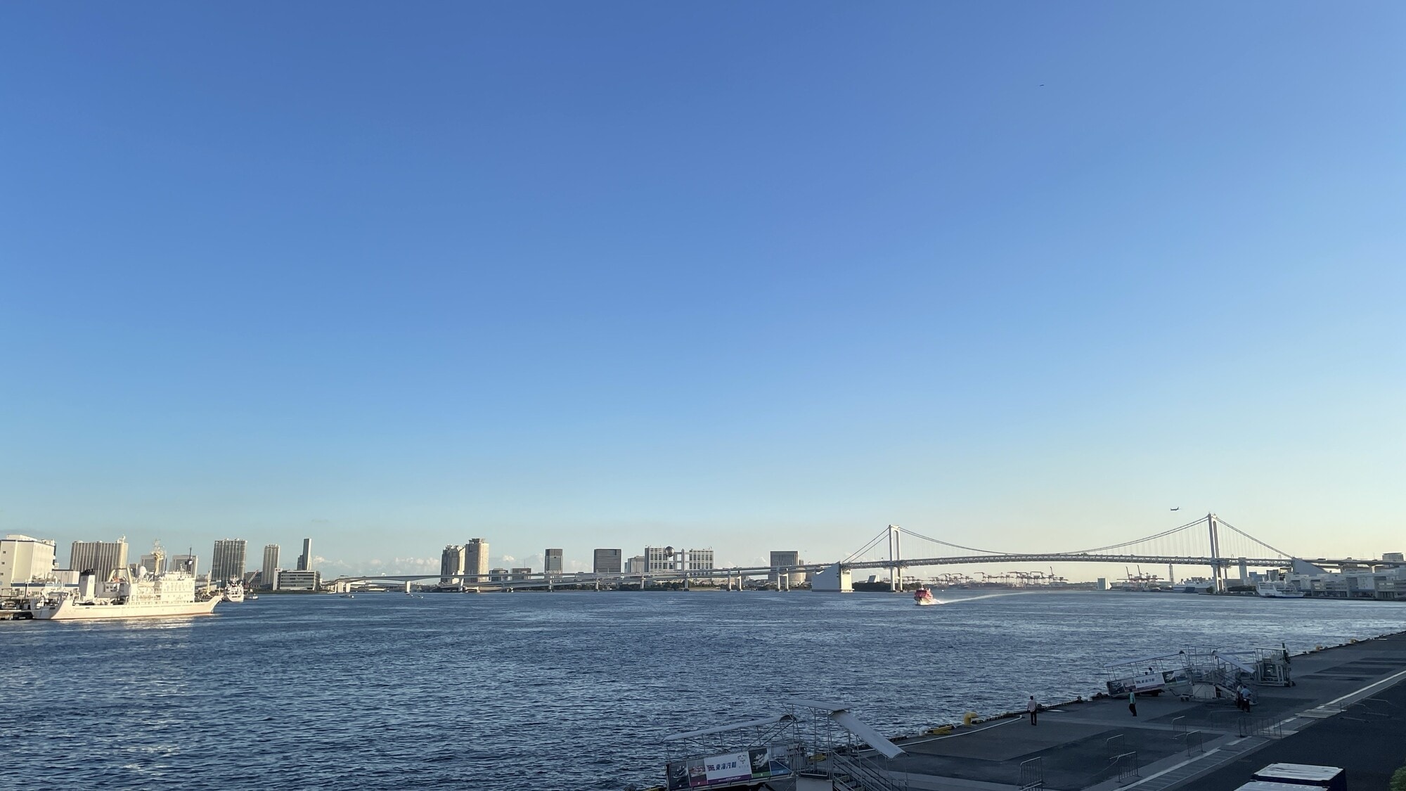3층 덱에서 본 도쿄만의 경치