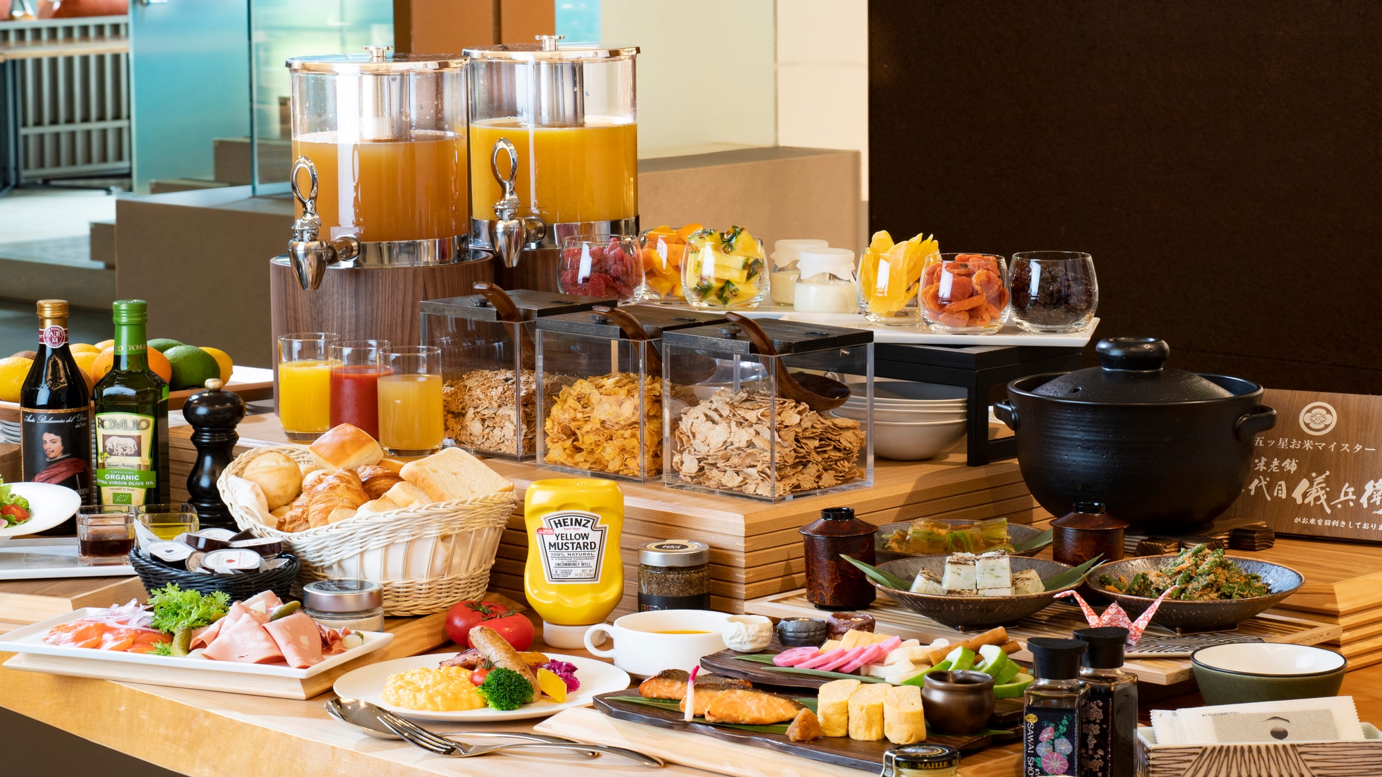 Nanaichi breakfast buffet