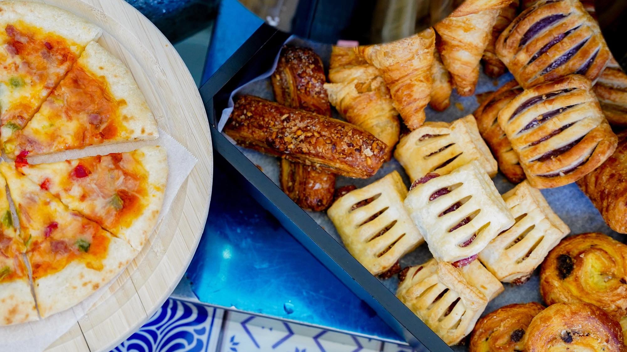 Sarapan: Roti segar