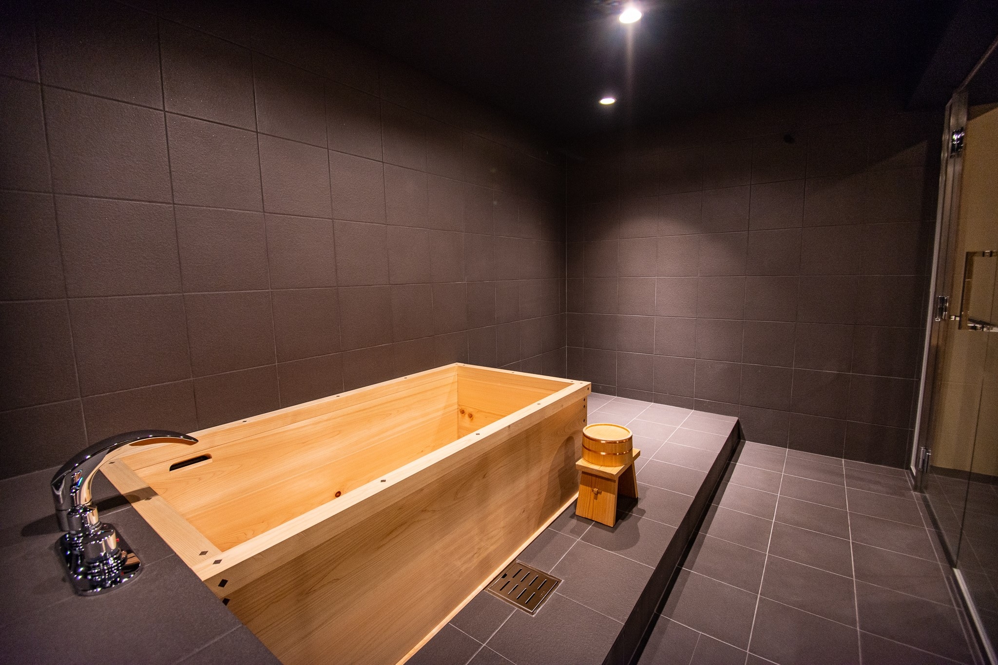 OZU_Room 502 3_Rakuten