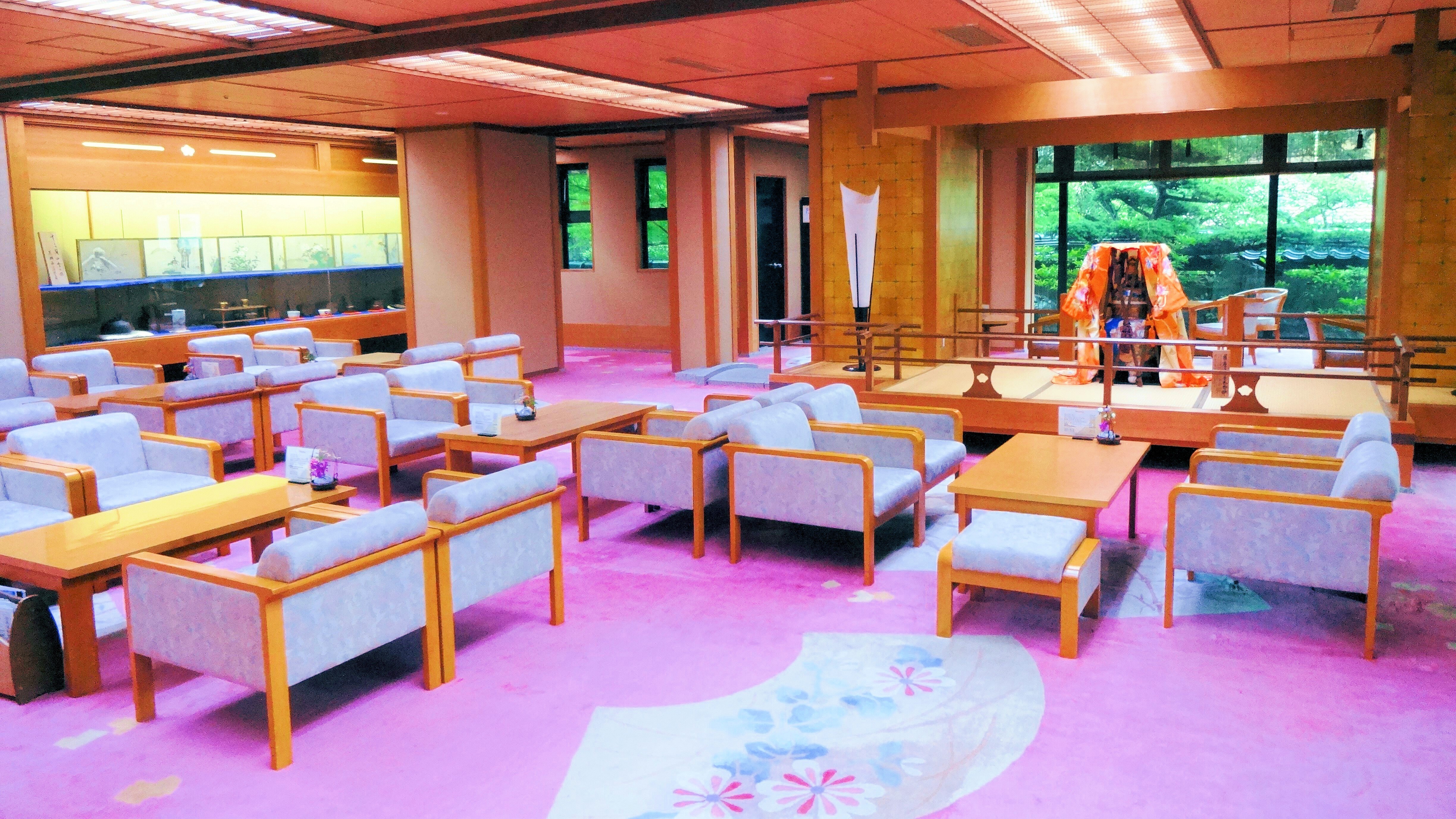 [Tea table] 1F Lobby Lounge