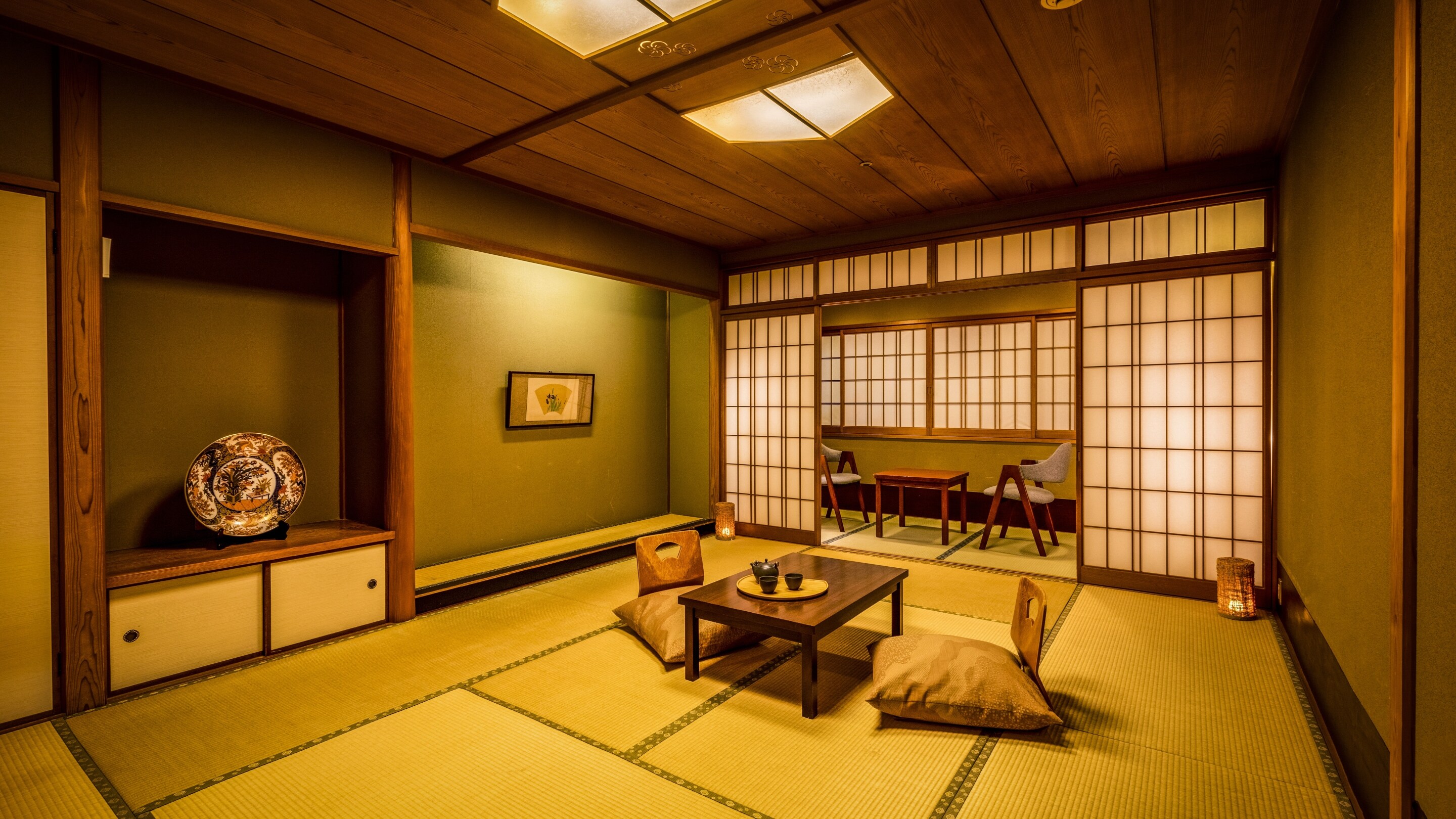 Standard Japanese-style room *An example of a guest room