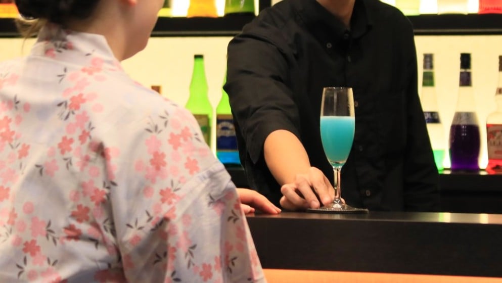 [คาเฟ่ & บาร์]