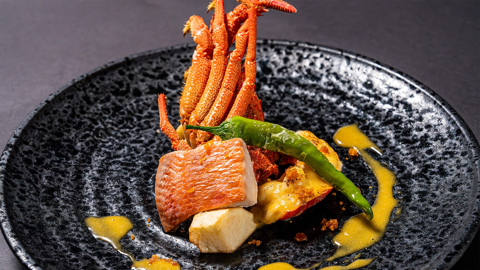 Grilled spiny lobster and golden-eyed snapper (Mugen)