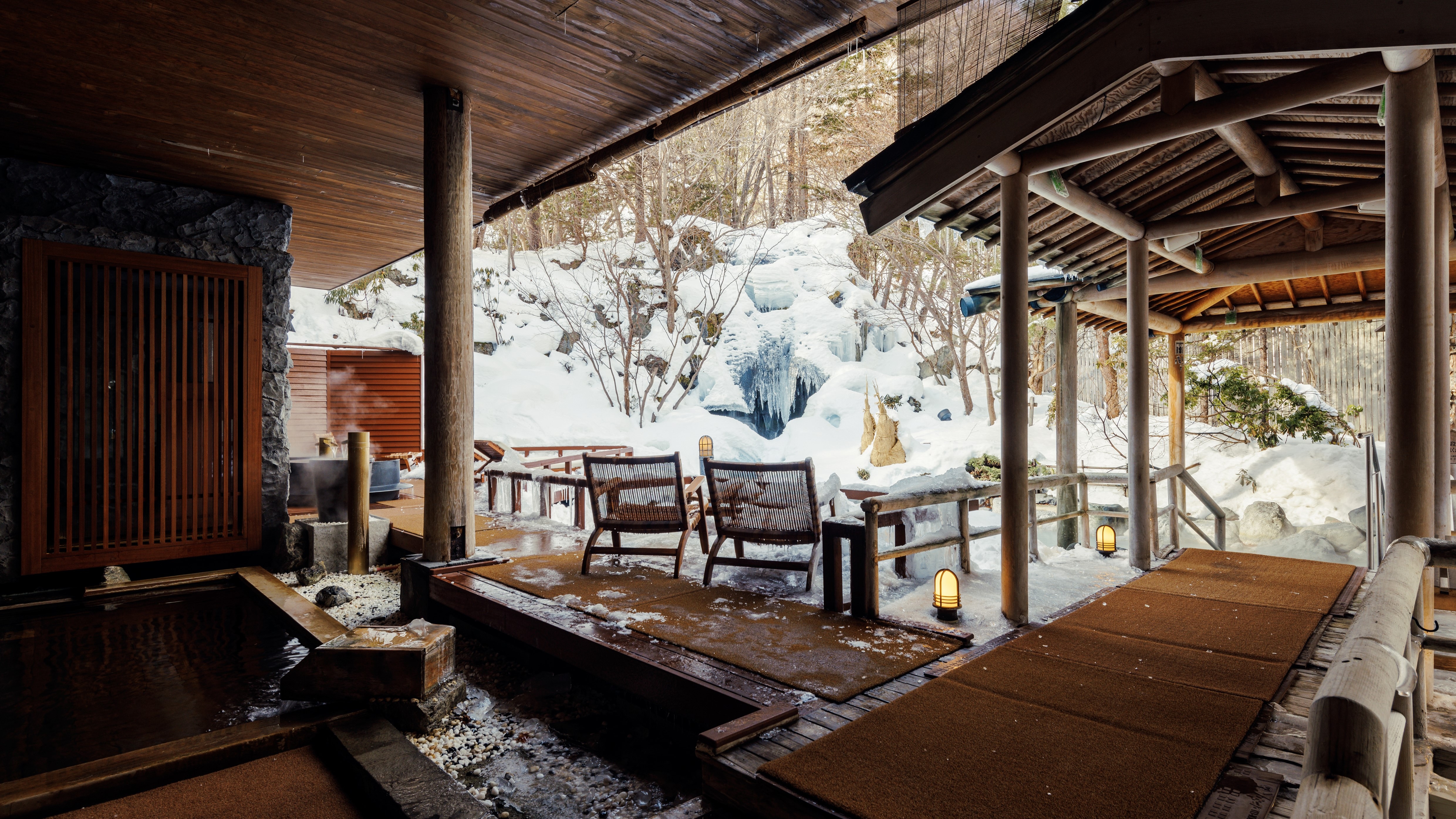 ◆鬼桑拿（冬季）／享受冬季真正的樂趣，在露天浴池欣賞雪景。 （一例）
