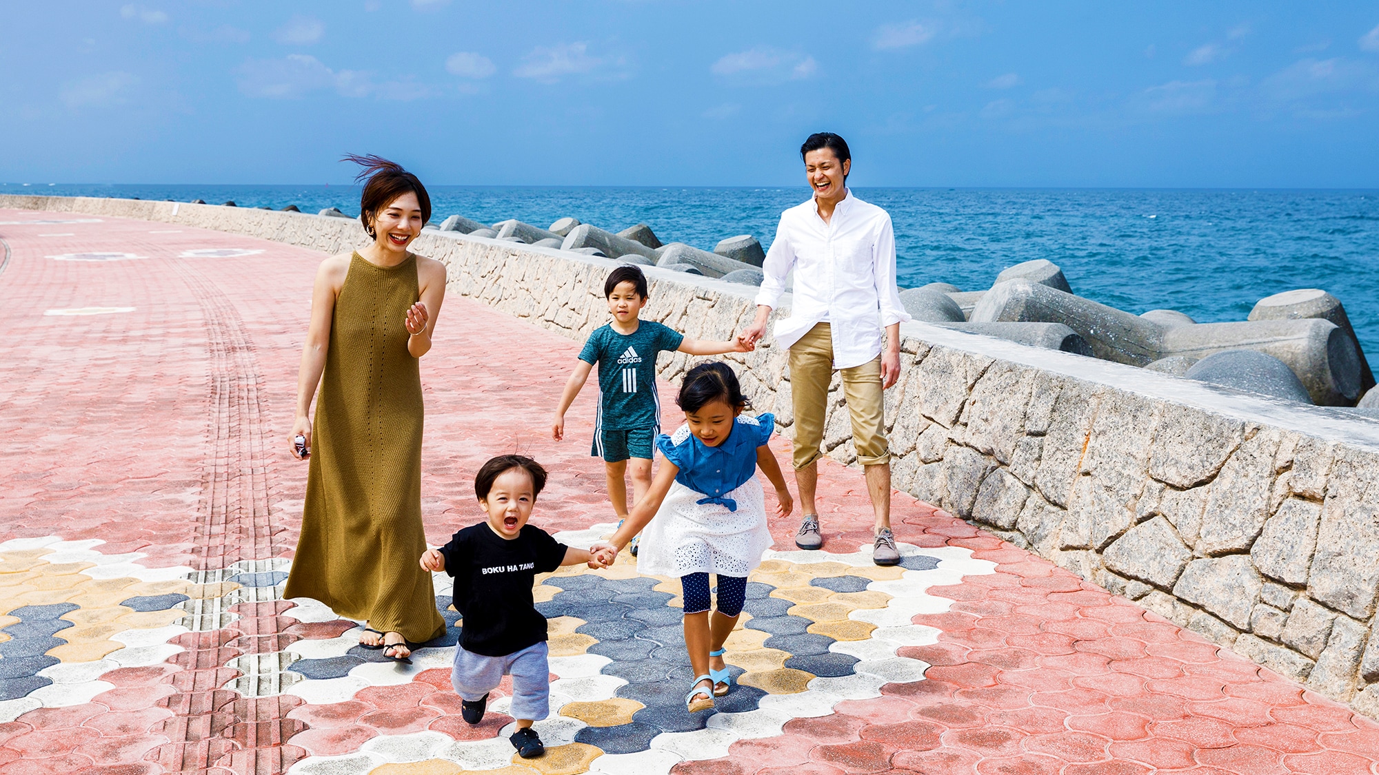 <ใกล้ชายหาดเมืองร้อน>