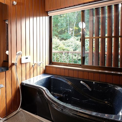 NEW! [Private bath, 10 tatami Japanese-style room] A room connected to a relaxation room with a private bath ~ Non-smoking ~
