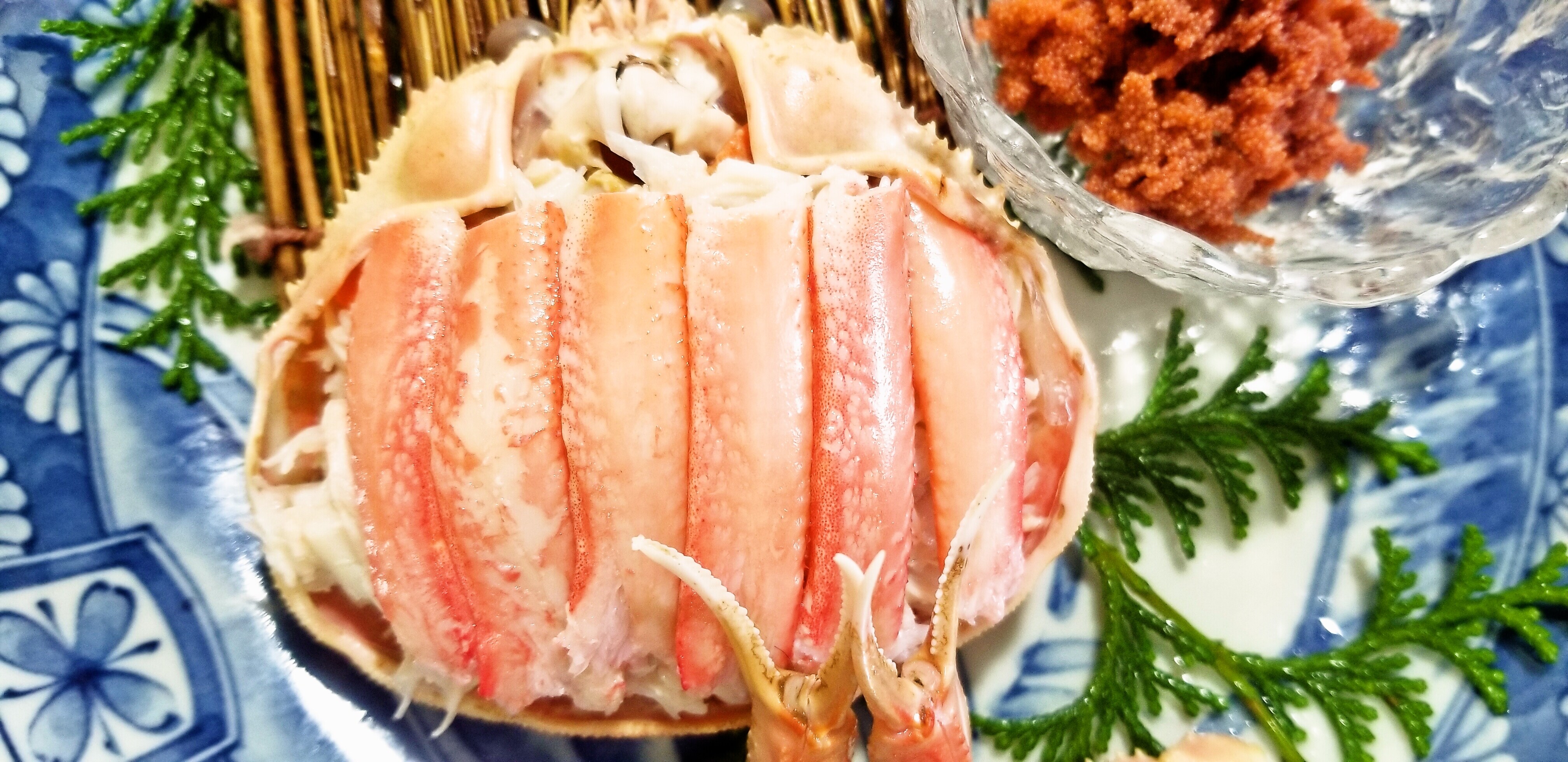 Snow crab in a pot