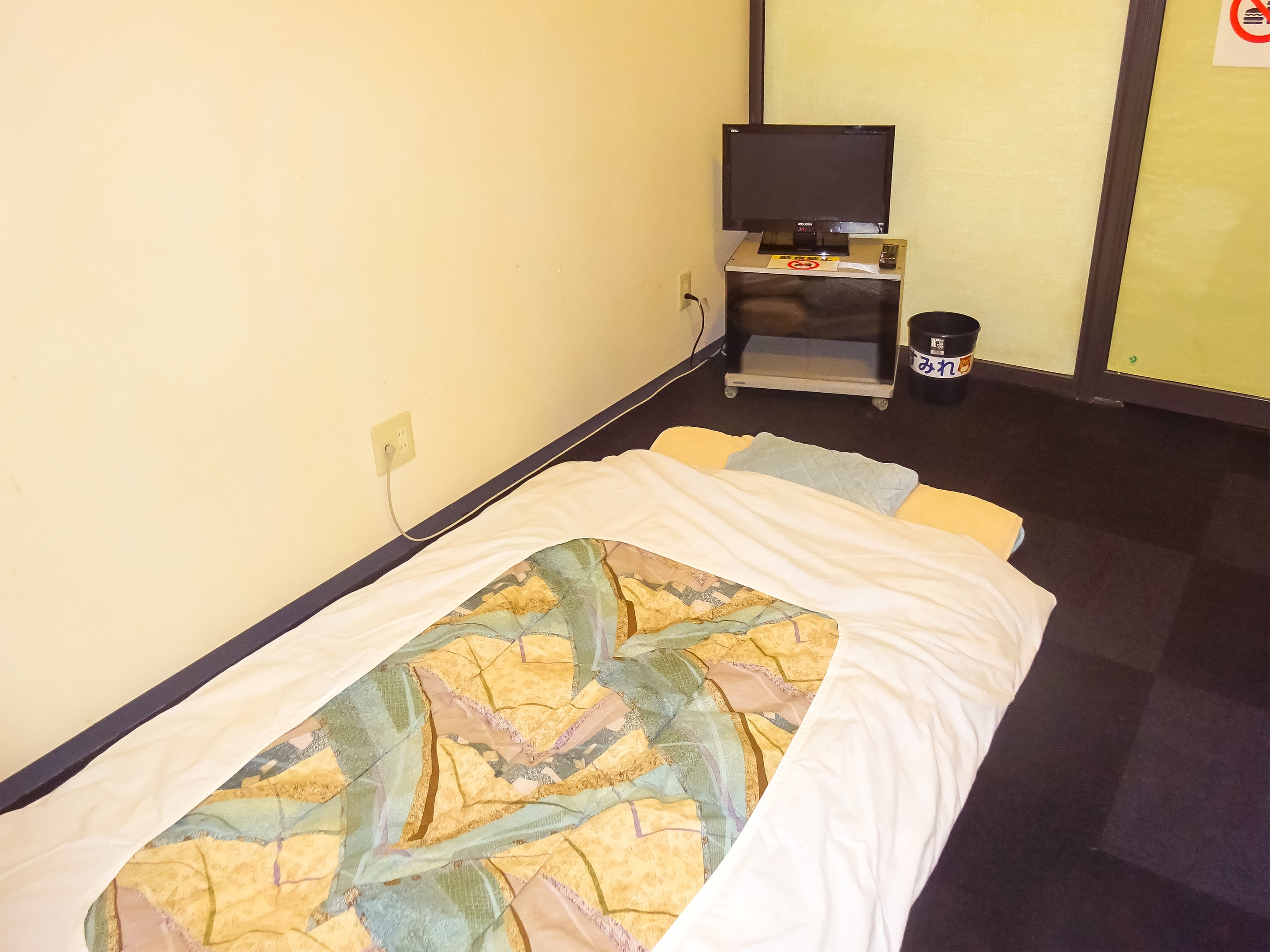 ・This 8.4 square meter room can accommodate 1 to 2 people.