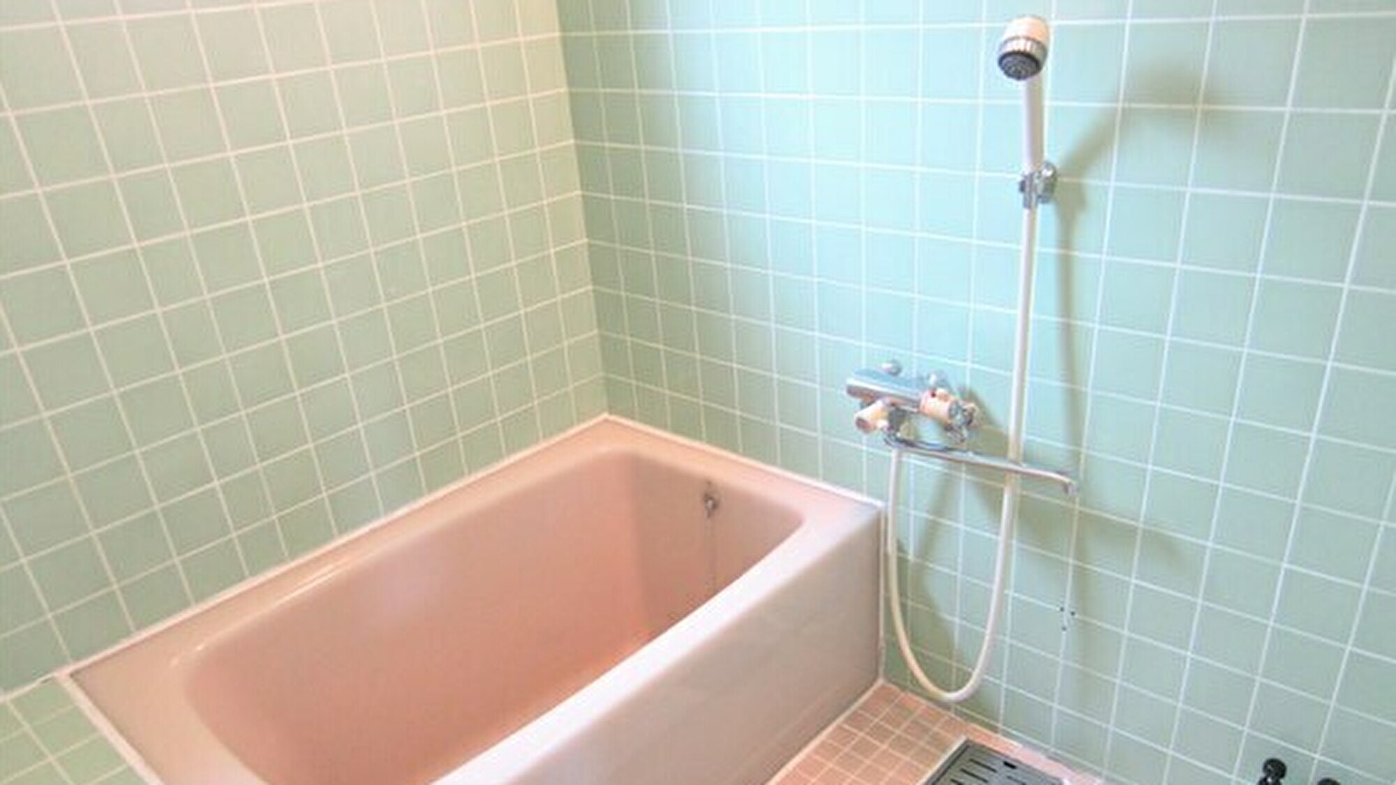 ตัวอย่างห้องน้ำในกระท่อม