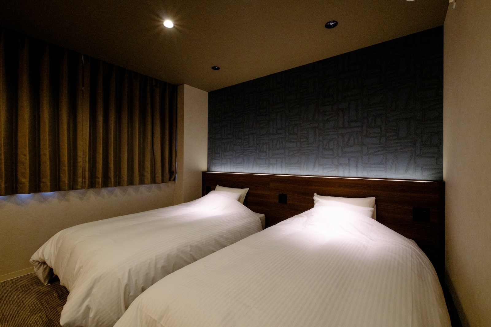 ★Superior twin (Simmons bed)