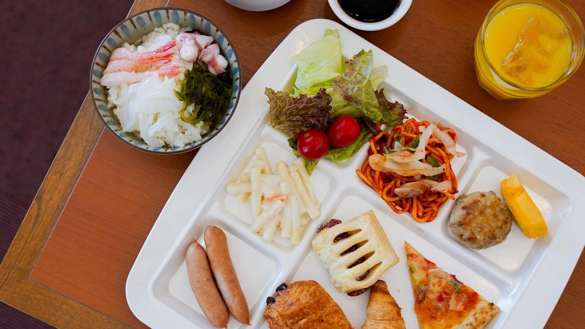 Prasmanan sarapan populer di Pulau Koshiki