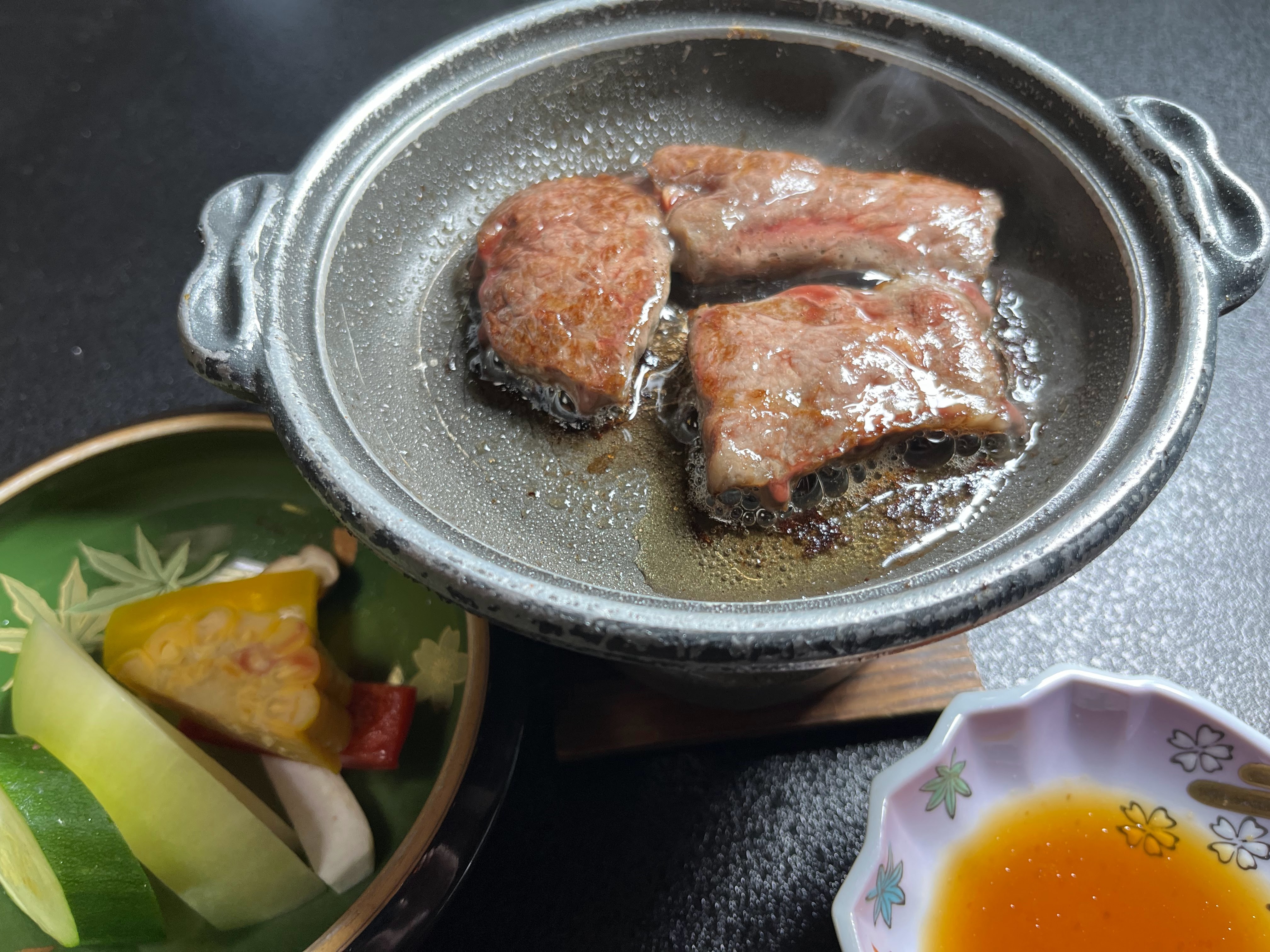 Thịt bò bít tết Tottori Wagyu mini