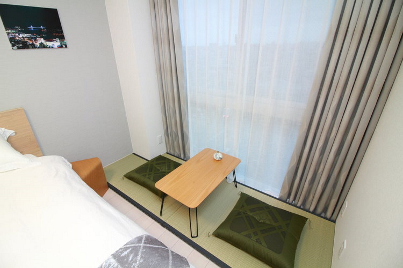 Guest Rooms 201 and 601