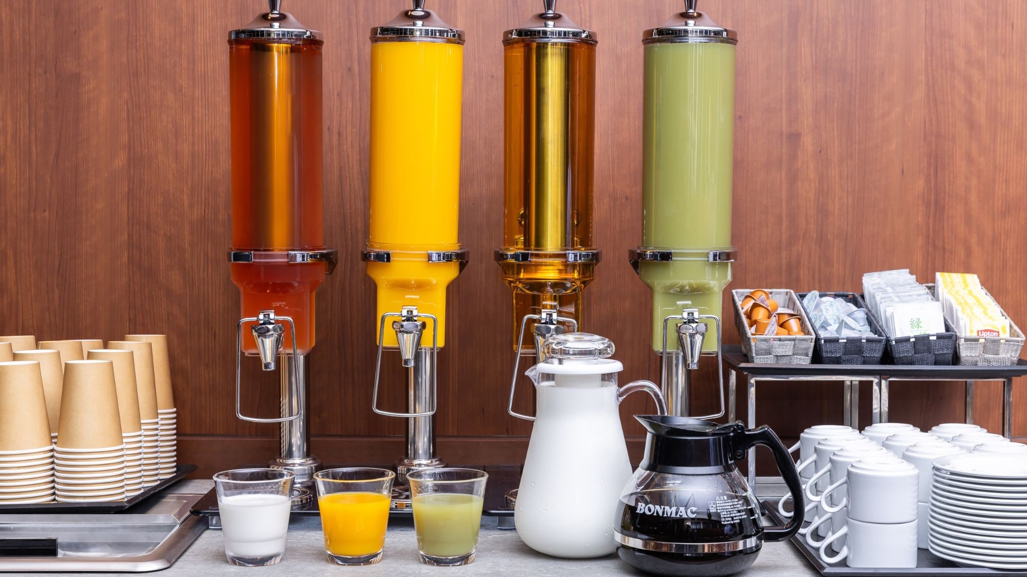 ◆Breakfast｜Soft drinks are also available