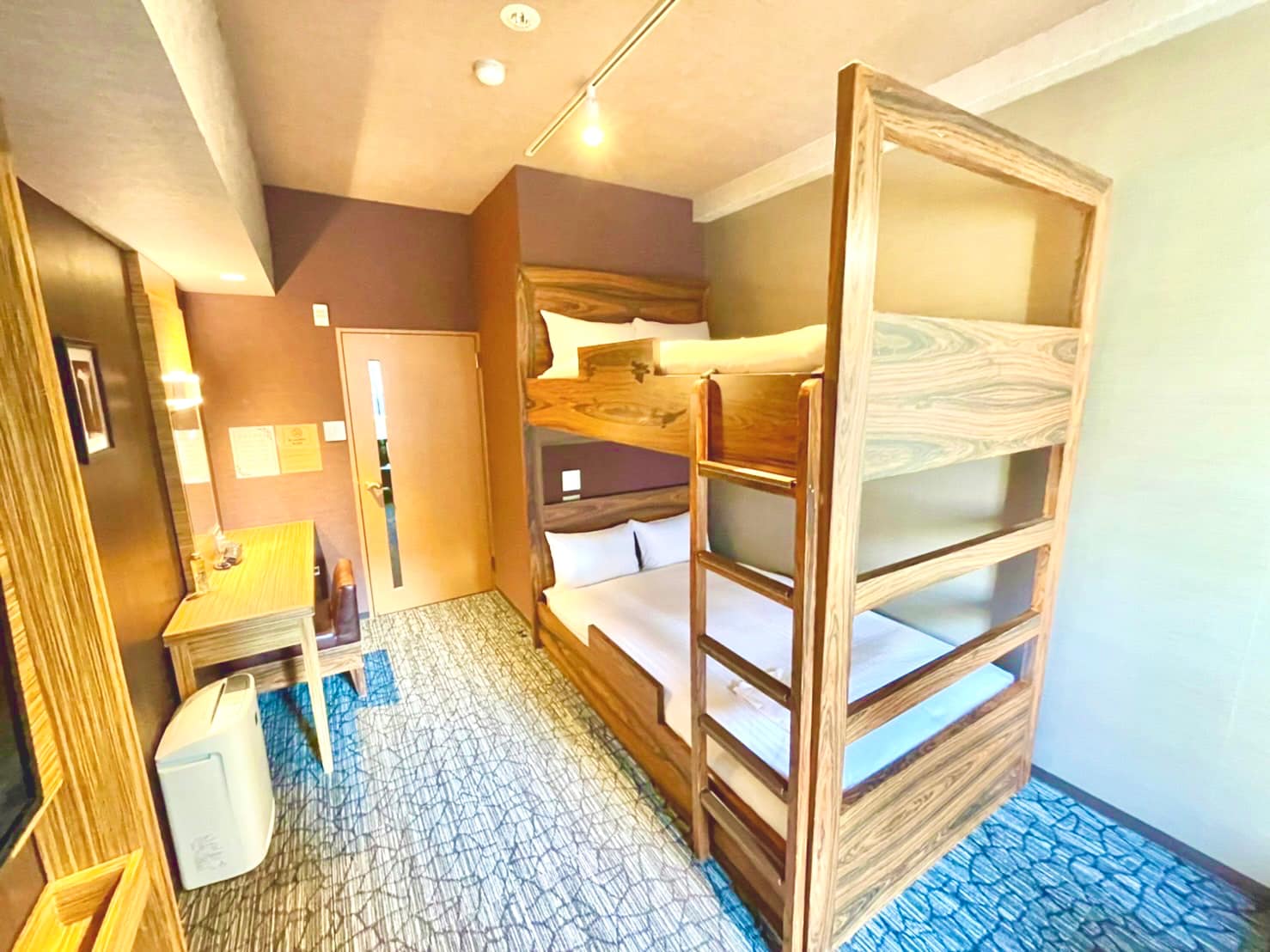 [房間] 銀行雙床房/朋友和團體旅行可以使用寬敞的房間☆