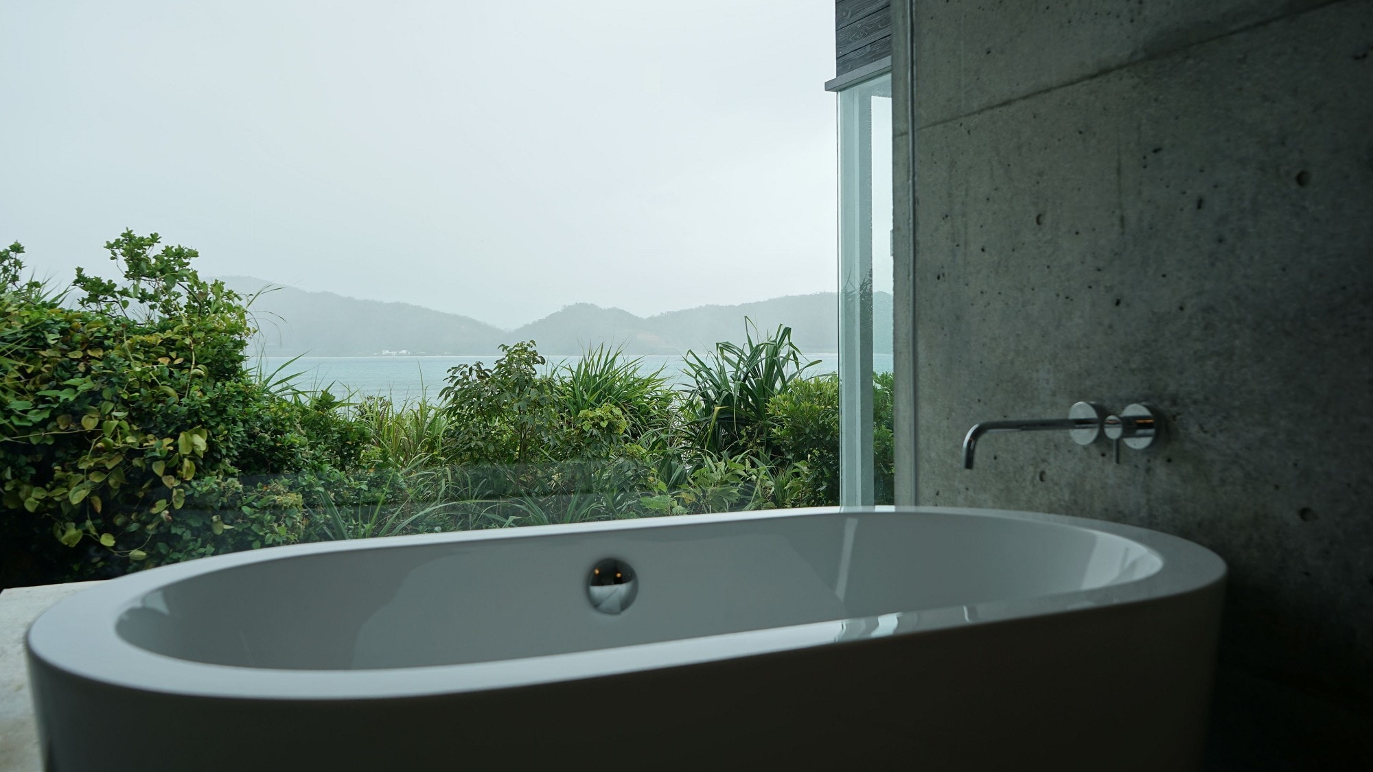 [สแตนดาร์ด วิลลา ควีน เบด] ห้องน้ำ (รายละเอียดแตกต่างกันไปในแต่ละห้อง)