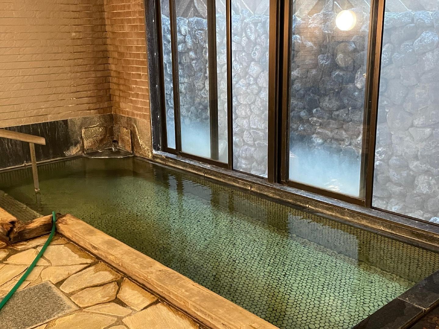 小石 の 湯 正明 館