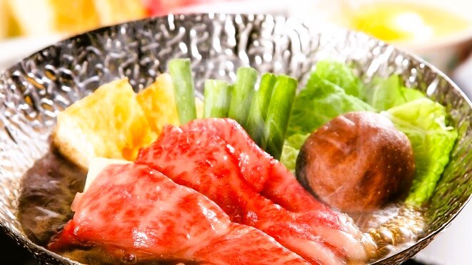 日式和西式套餐，含和牛寿喜烧