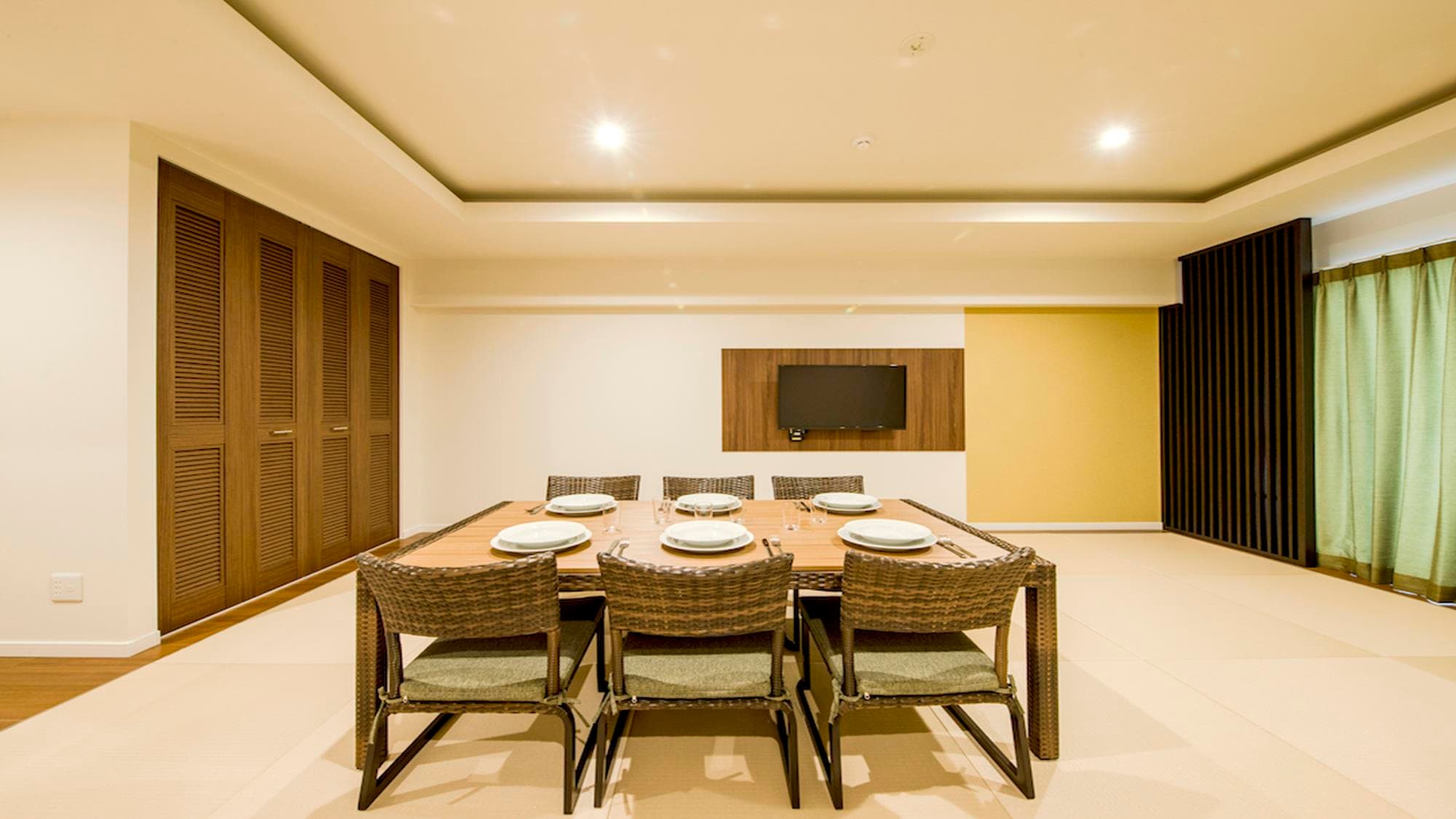 [Moderate barrier-free room] Living room and bedroom