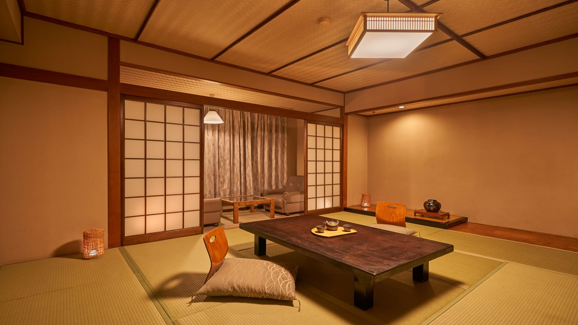 Standard Japanese-style room *An example of a guest room