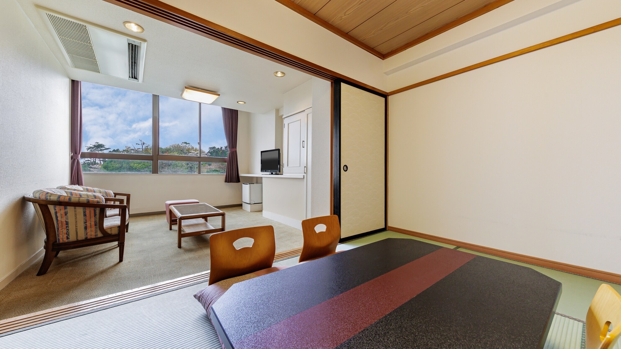 ห้องพรีเมียมญี่ปุ่น-ตะวันตก (ปลอดบุหรี่)