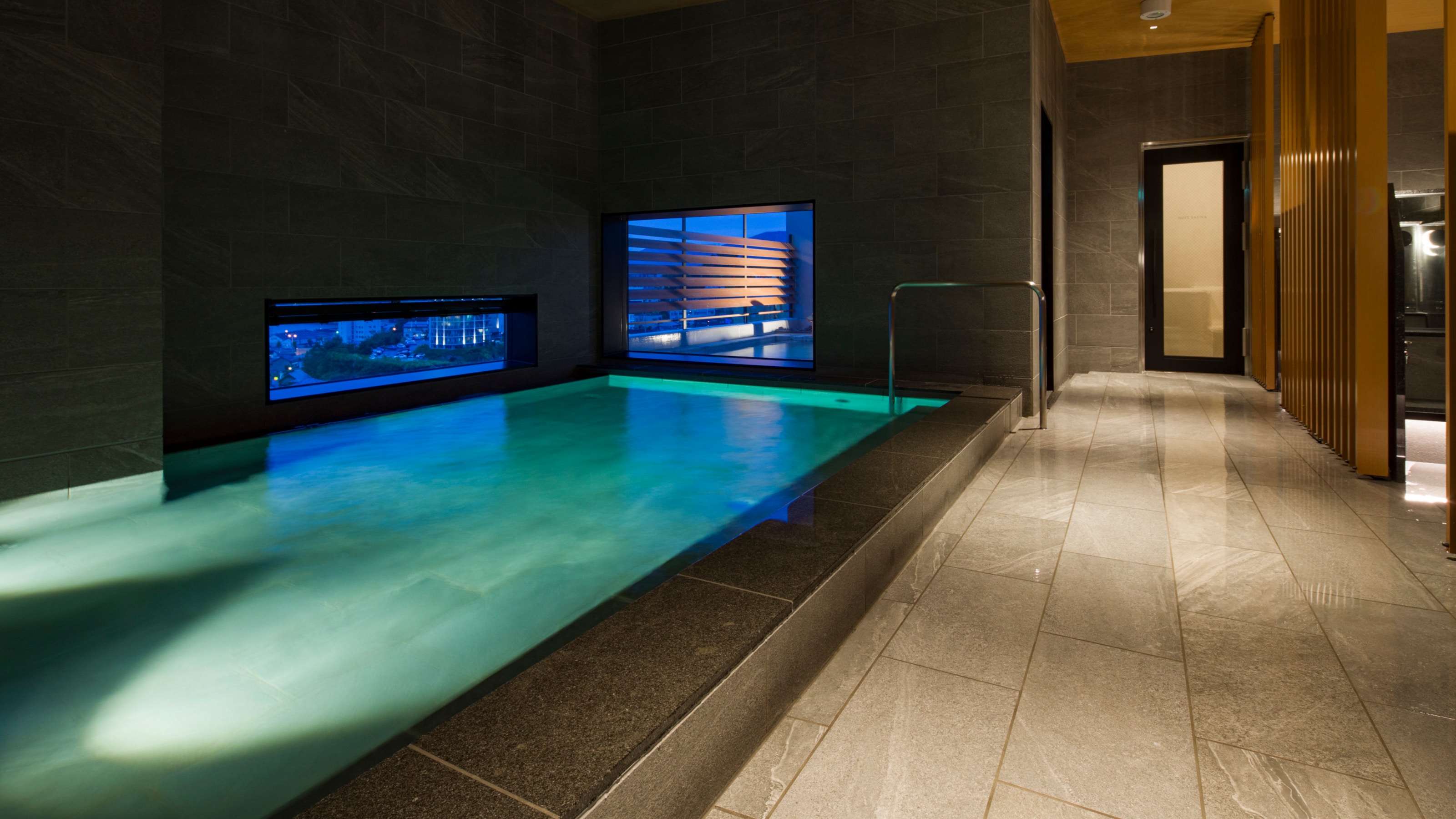 [11th floor/Landscape bath]