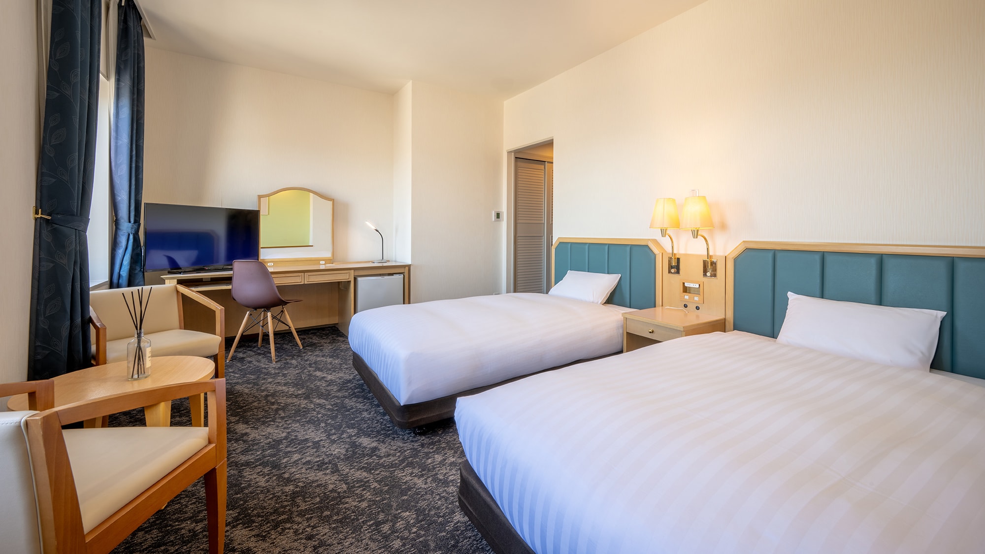 [Main building: Twin] Enjoy a relaxing and comfortable rest during your trip in a clean space.