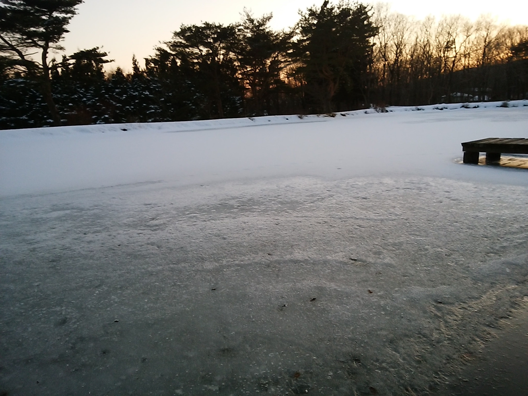 frozen eishan lake