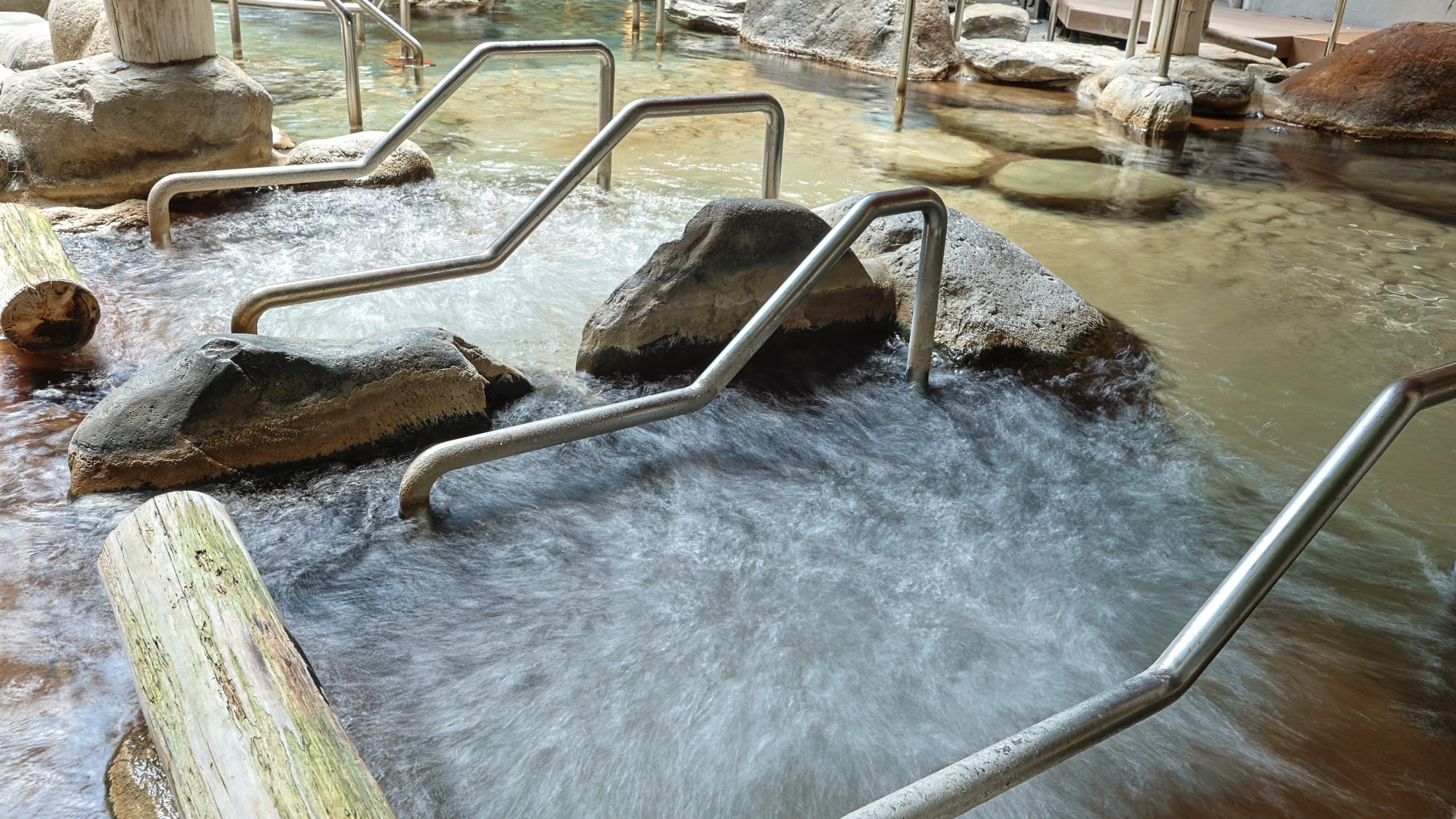 [Left Bath] Neyu (sleeping bath)