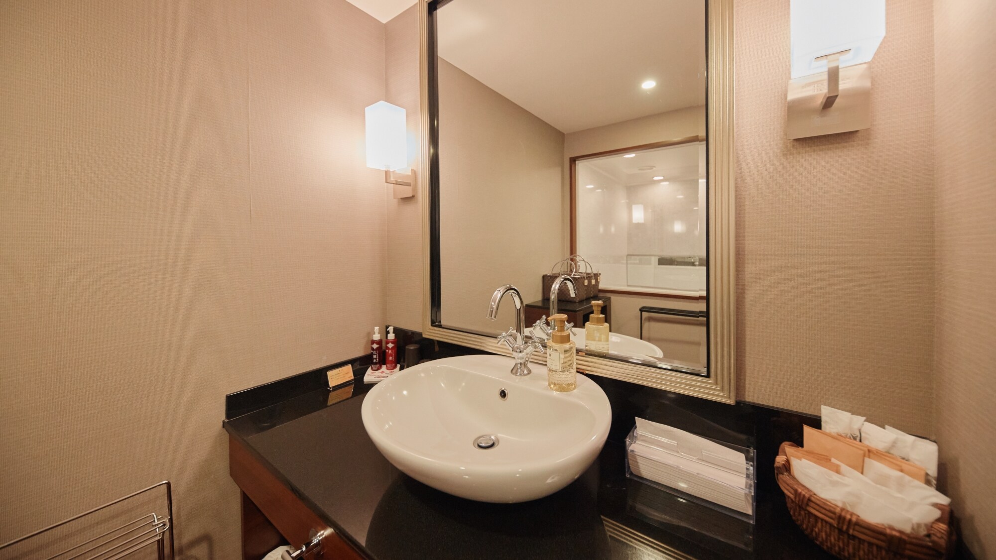 Family condominium type (example)