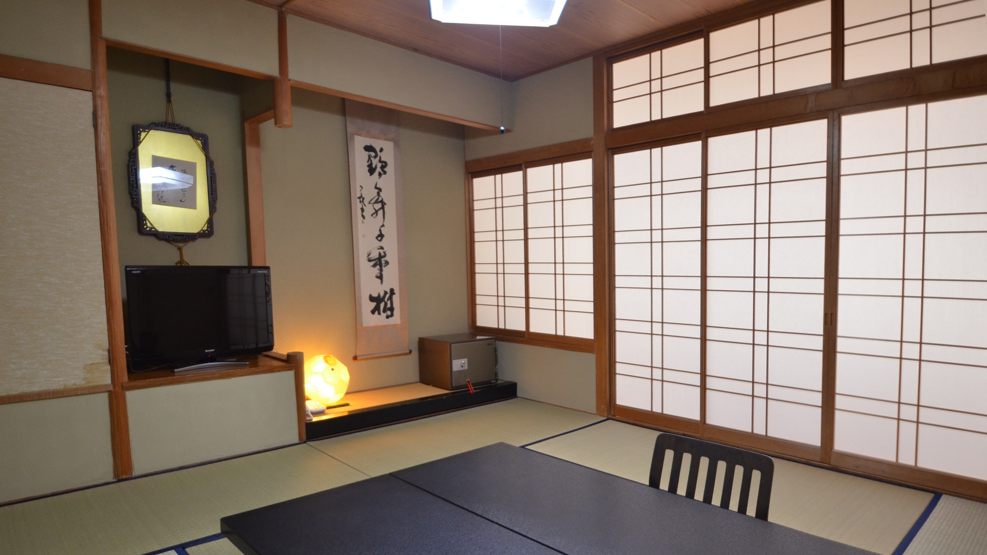 ■ Japanese-style room (I can't see the sea)