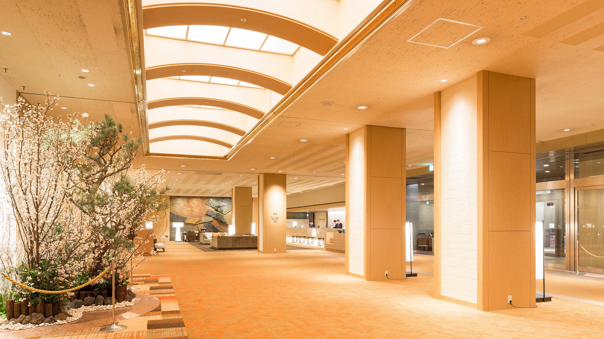 Lobby image ①