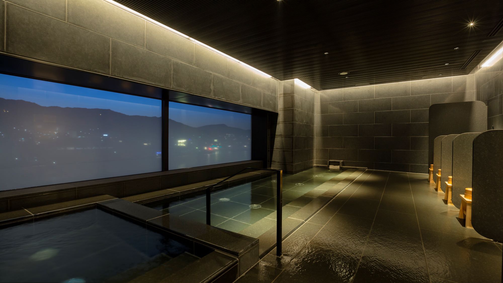 6F hot bath facility