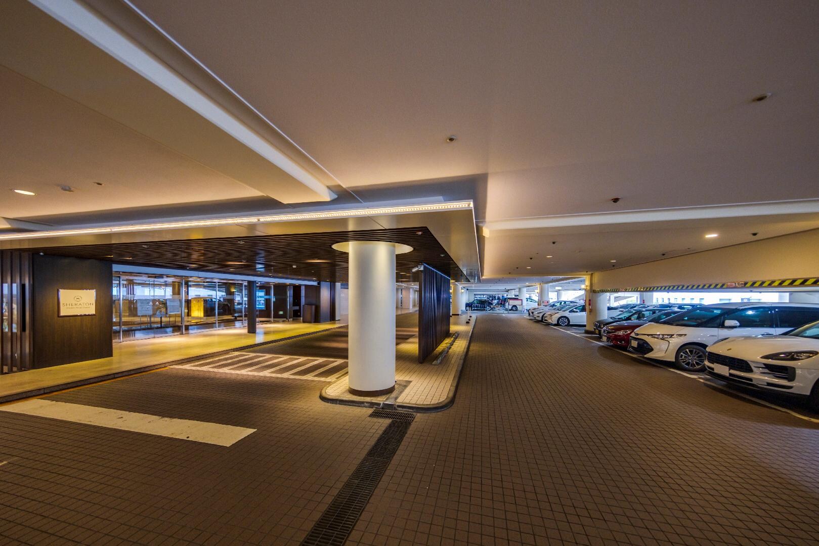 2nd floor entrance/parking lot
